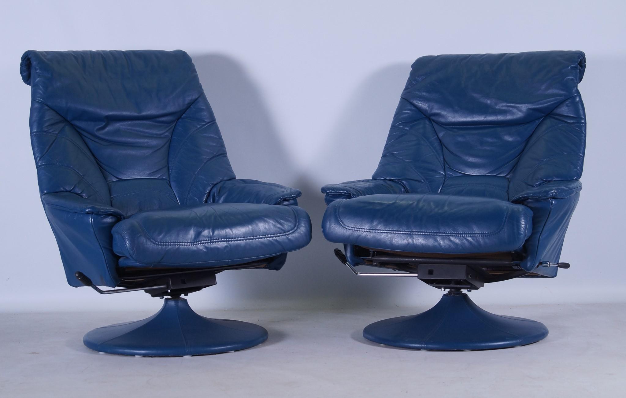 Modern Blue Leather Recliners in the Style of Axel Enthoven, Set of 2