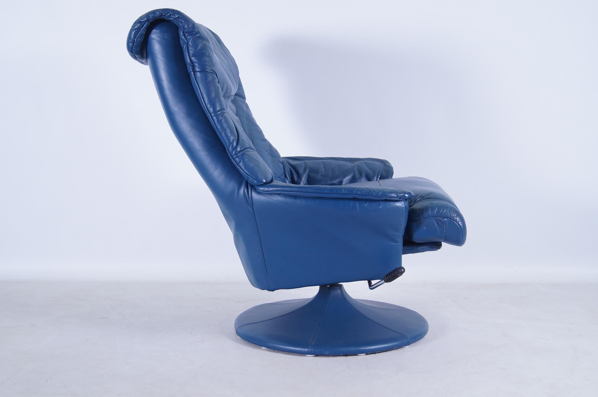 Blue Leather Recliners in the Style of Axel Enthoven, Set of 2 1