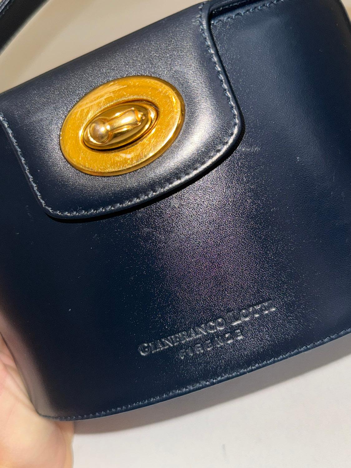 Nero Borsa a manico alto in pelle blu di Gianfranco Lotti in vendita