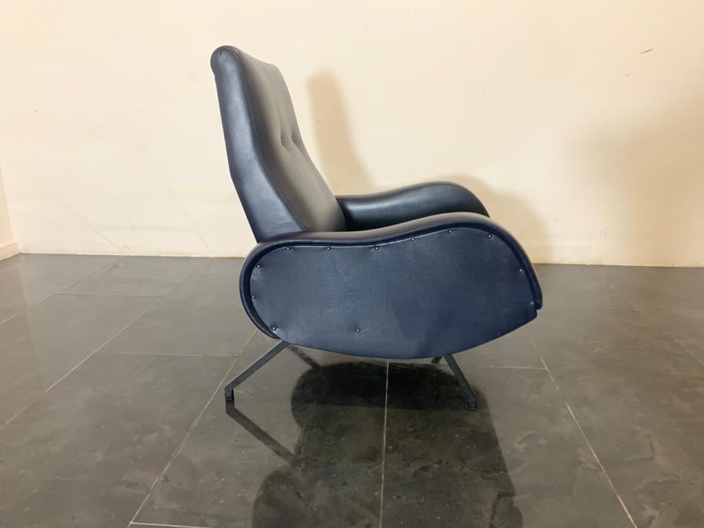 Blue leatherette reclining armchair in the style of Marco Zanuso, 1960s 2