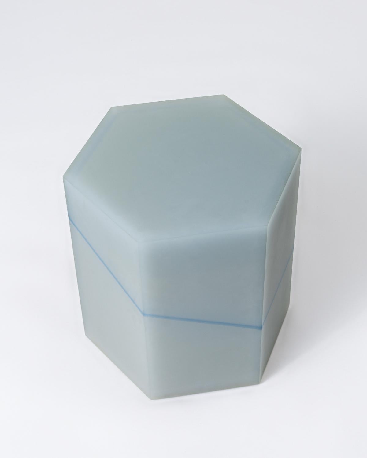 Blue Line Hex Box Resin Side Table/Stool Gray by Facture, REP by Tuleste Factory In New Condition For Sale In New York, NY