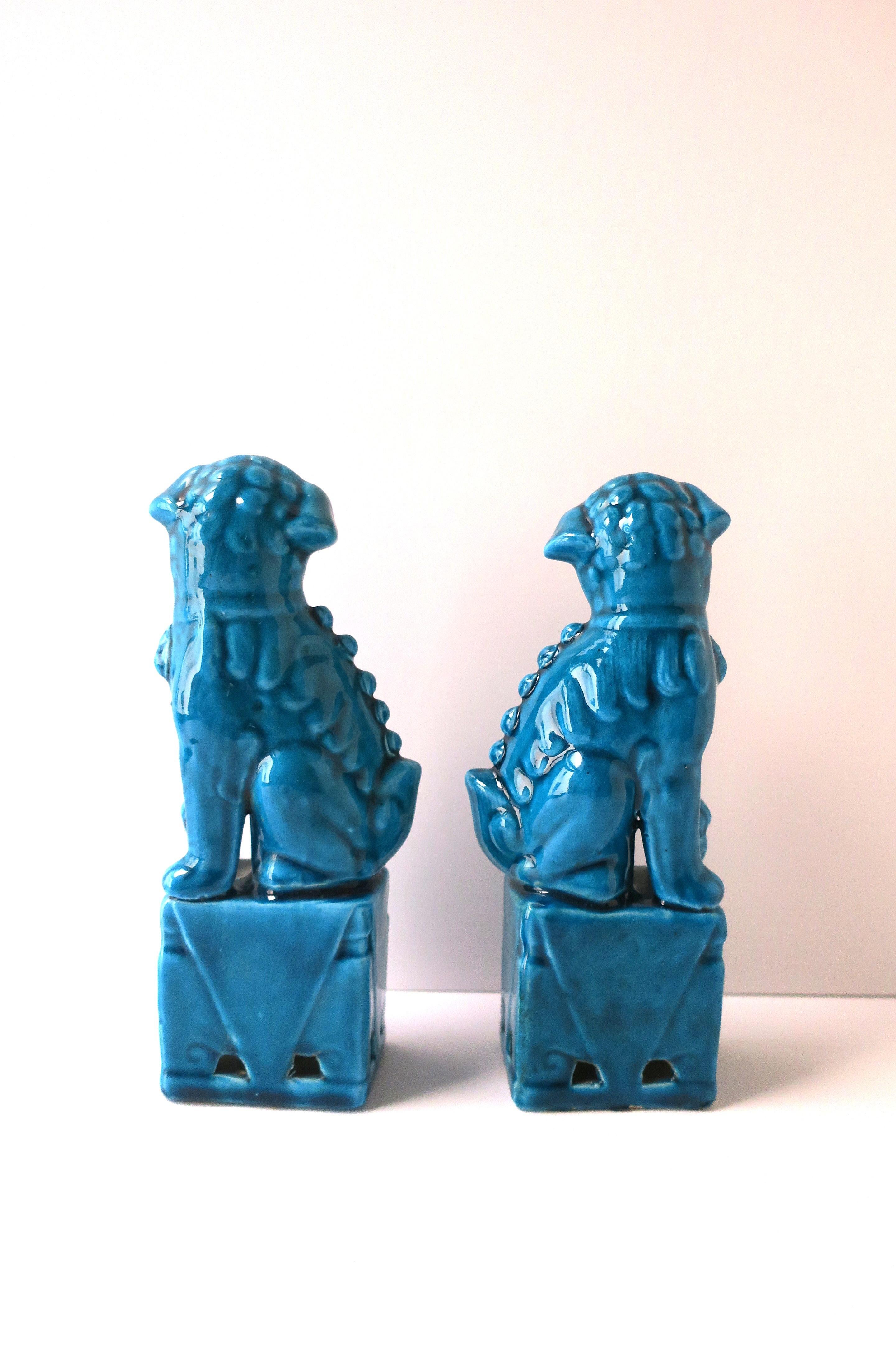 Blauer Löwe Foo Hunde Dekorative Objekte, Paar im Angebot 4