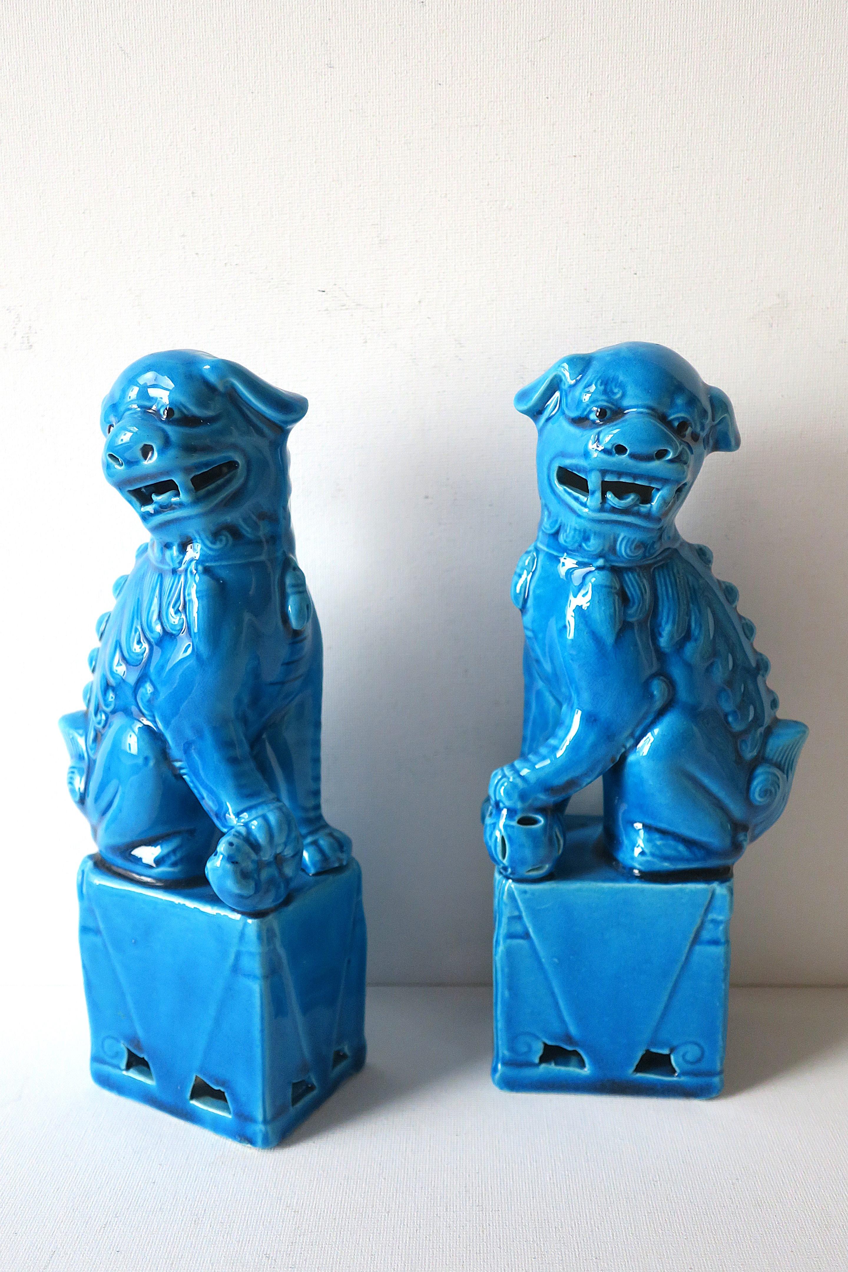 Blue Lion Foo Dogs Decorative Objects, Pair In Good Condition In New York, NY