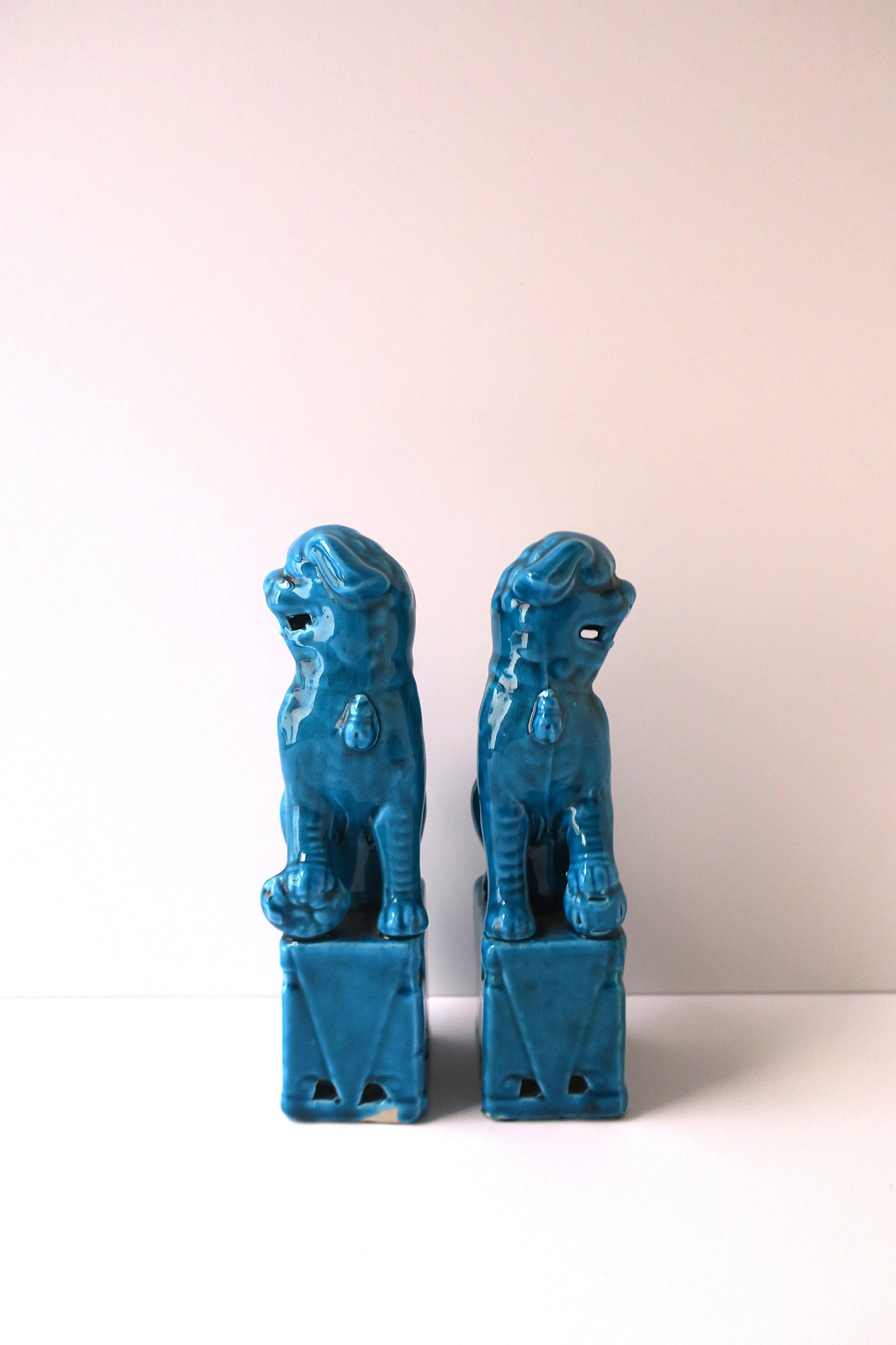 Blauer Löwe Foo Hunde Dekorative Objekte, Paar im Angebot 3