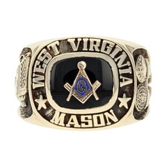 Blue Lodge Master Mason Ring, 10 Karat Yellow Gold Onyx Enamel Masonic