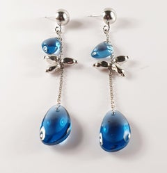 Blue London Topaz Drop Earrings in 18 Karat Gold, 8 Cabouchon Shape Topazes