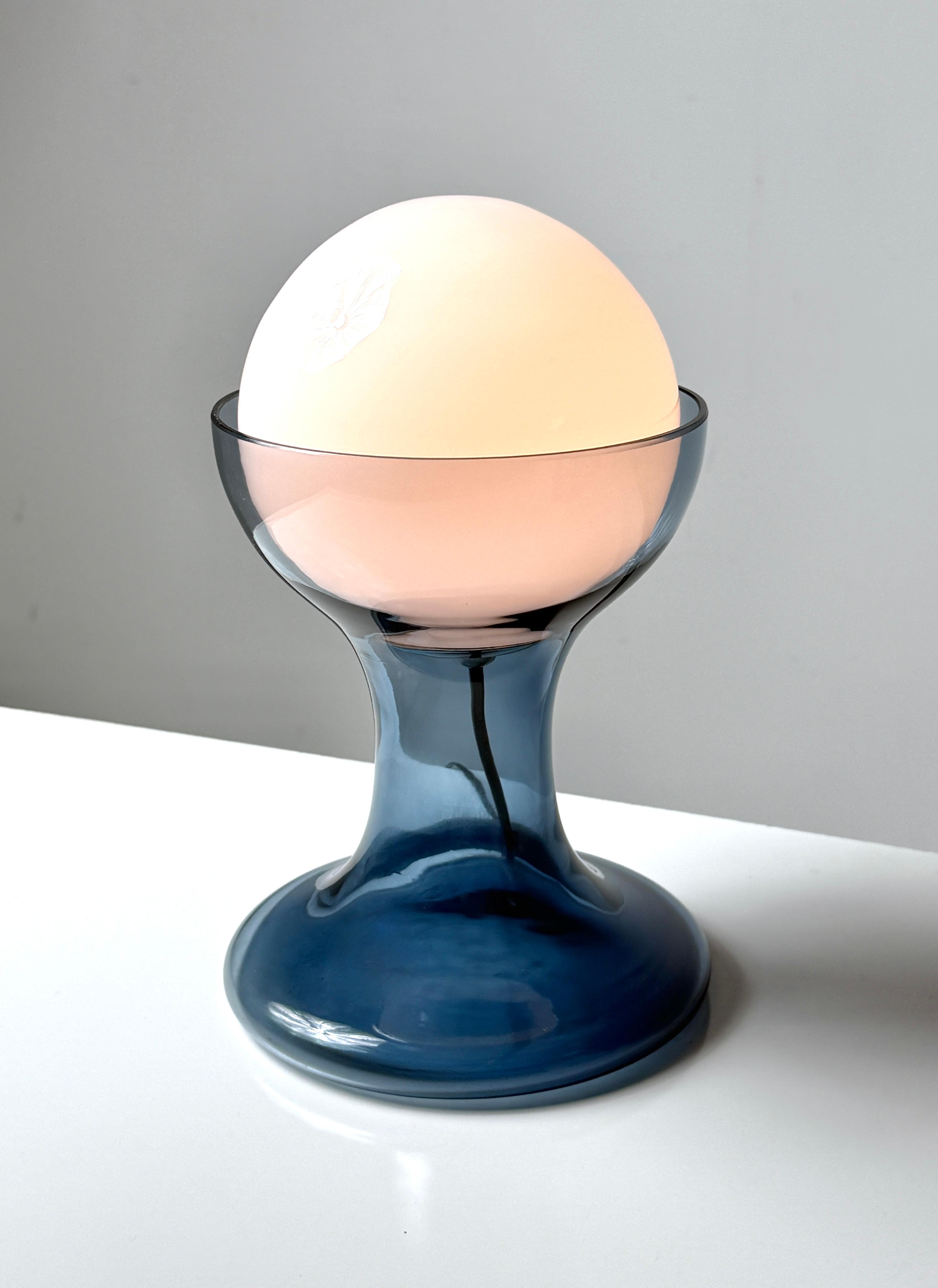 Mid-Century Modern Blue LT 215 Murano Glass Table Lamp by Carlo Nason for AV Mazzega Italy 1960s For Sale