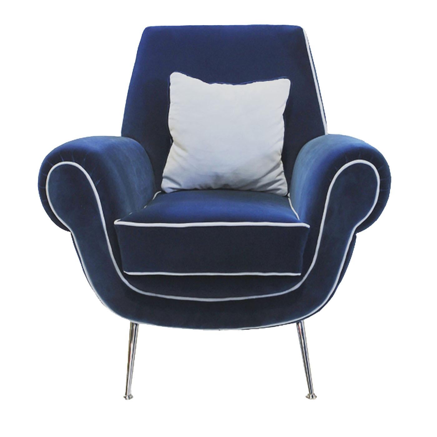 Blue Luxury Velvet Armchair in Textile by Ros Italia Interiors In New Condition For Sale In Milan, IT