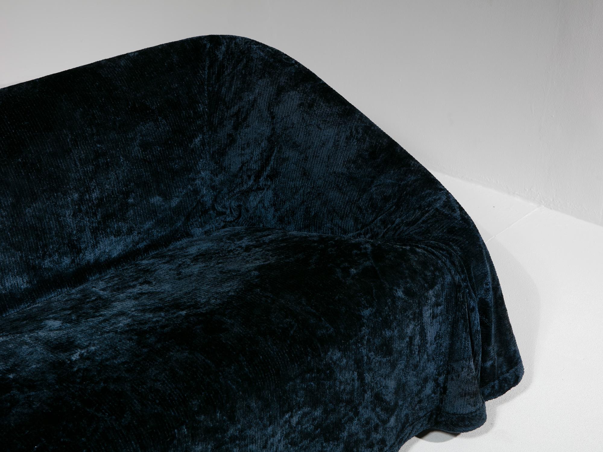 Blaues Sofa „Mantilla“ von Kazuide Takahama für Simon Gavina, Italien, 1974 im Angebot 3