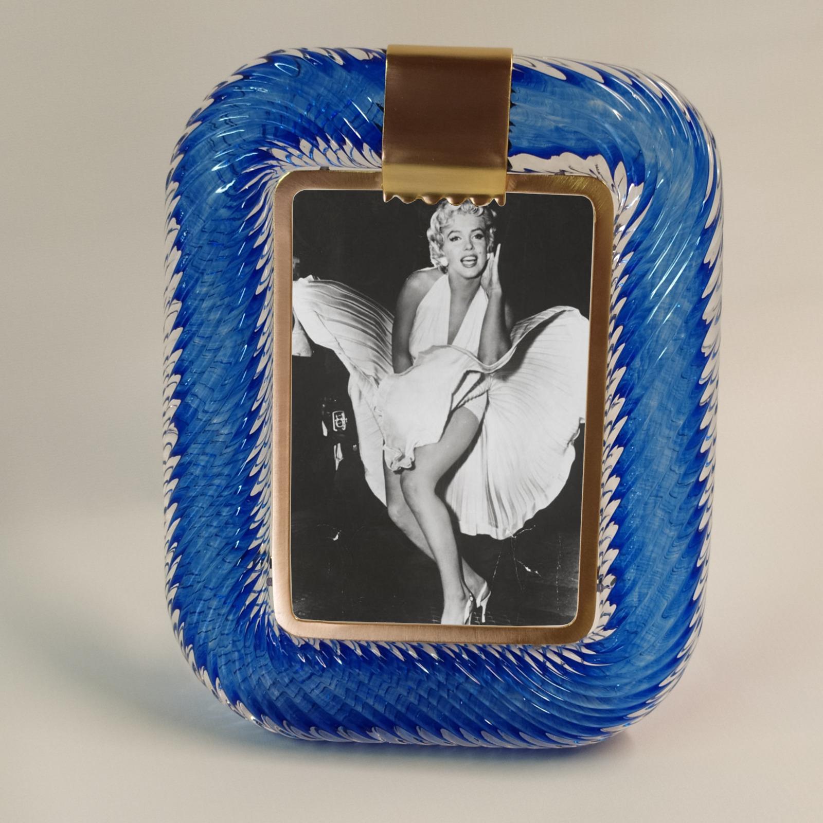 Magnifique cadre bleu de Murano réalisé avec la technique de la corde torsadée 