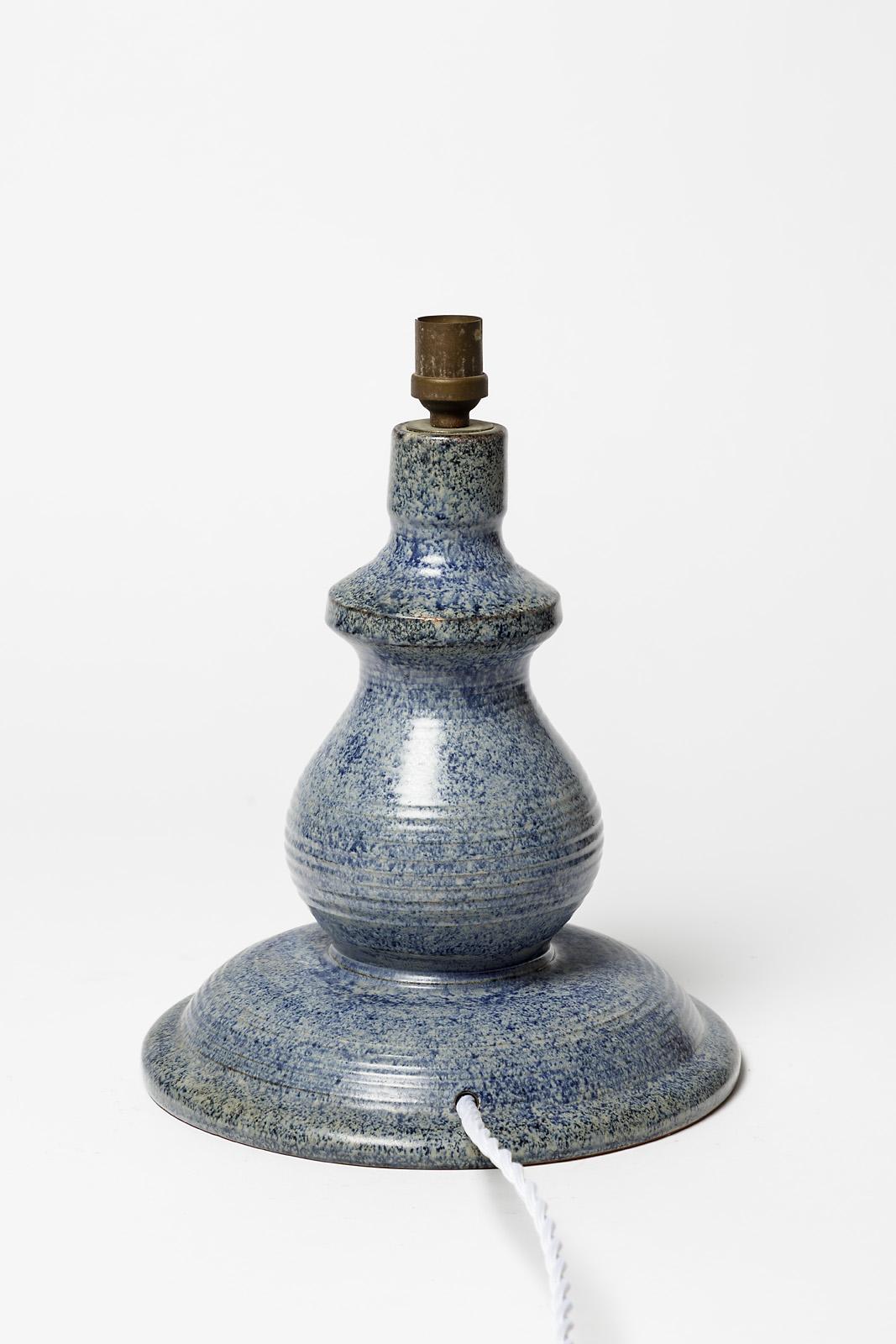 Blaue Mid-Century-Tischlampe aus Keramik von Gasnier, französischer Künstler, 1970, Beleuchtung (Französisch) im Angebot