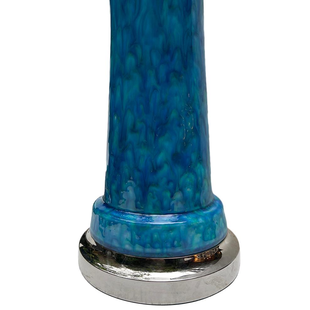 Blue Mid Century Porcelain Table Lamp In Good Condition For Sale In New York, NY