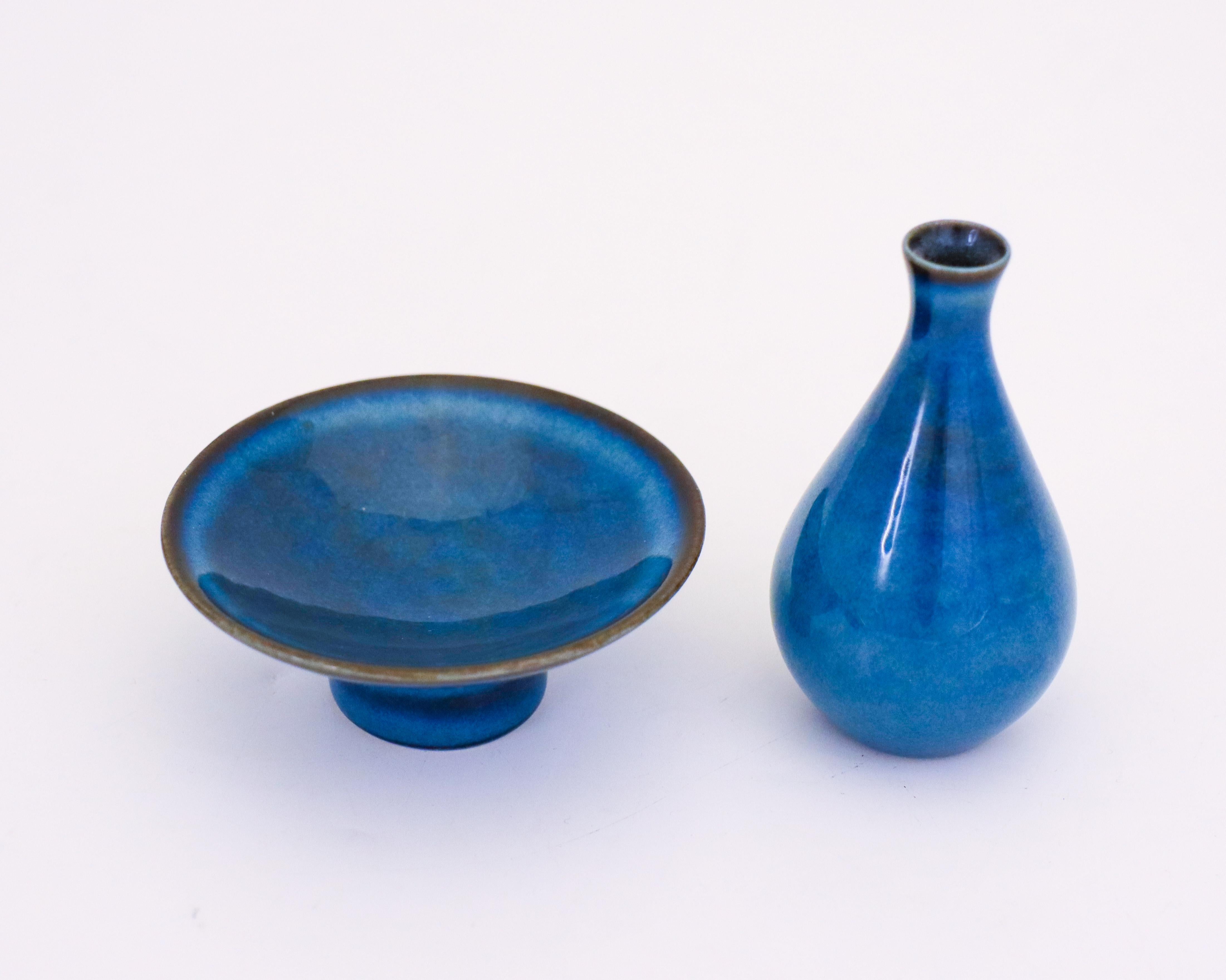 Scandinavian Modern Blue Miniature Vase & Bowl - Bertil Lundgren - Rörstrand - Mid Century Modern For Sale