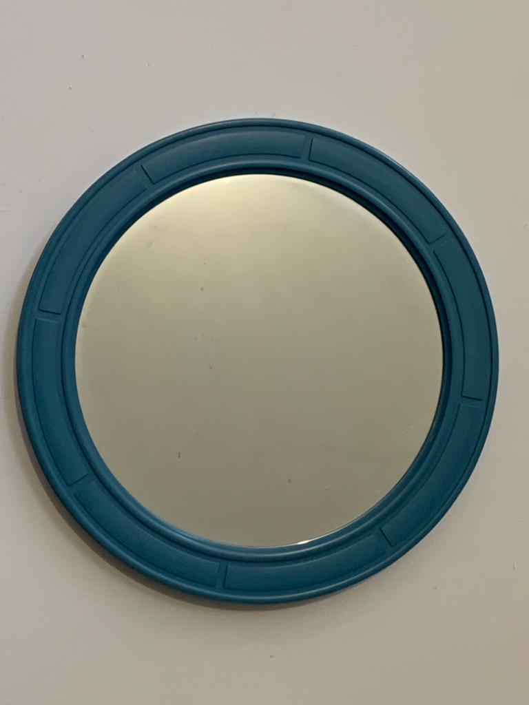 Paire de miroirs bleus de Carrara & Matta. Reste du stock.
