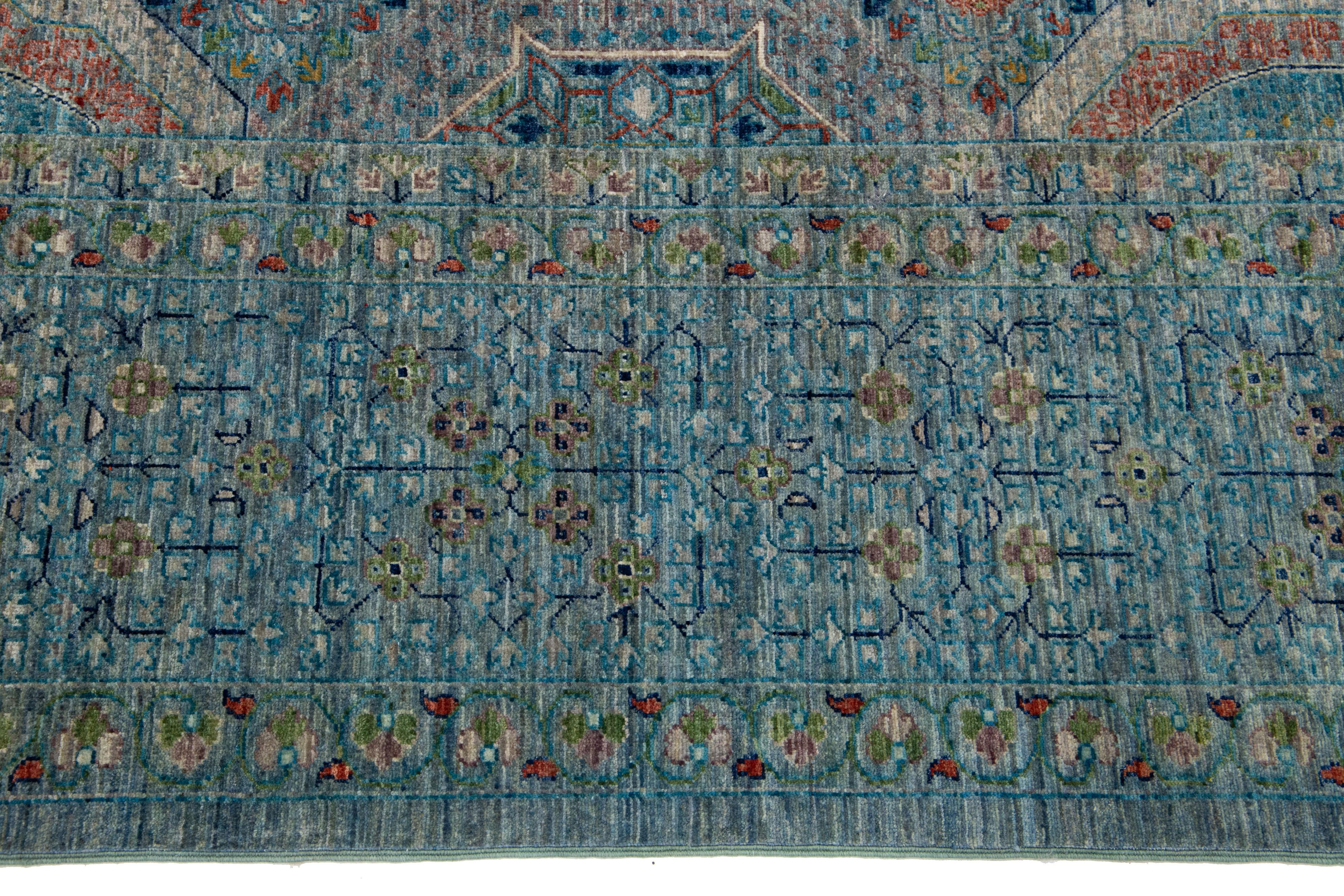 Tappeto moderno in lana Mamluke blu con disegno geometrico in vendita 1