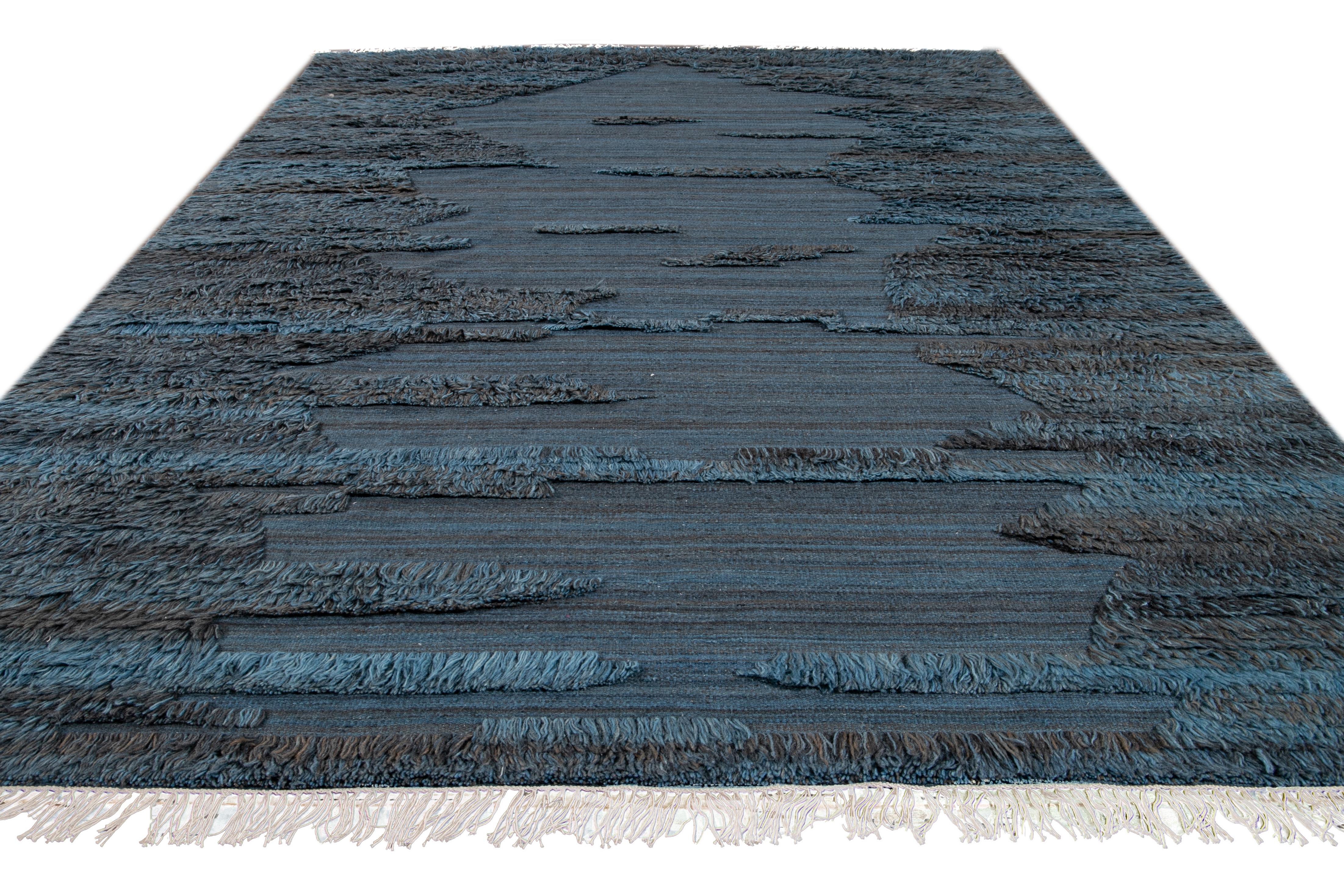 Alfombra de lana bereber azul de estilo marroquí moderno Anudado a mano en venta