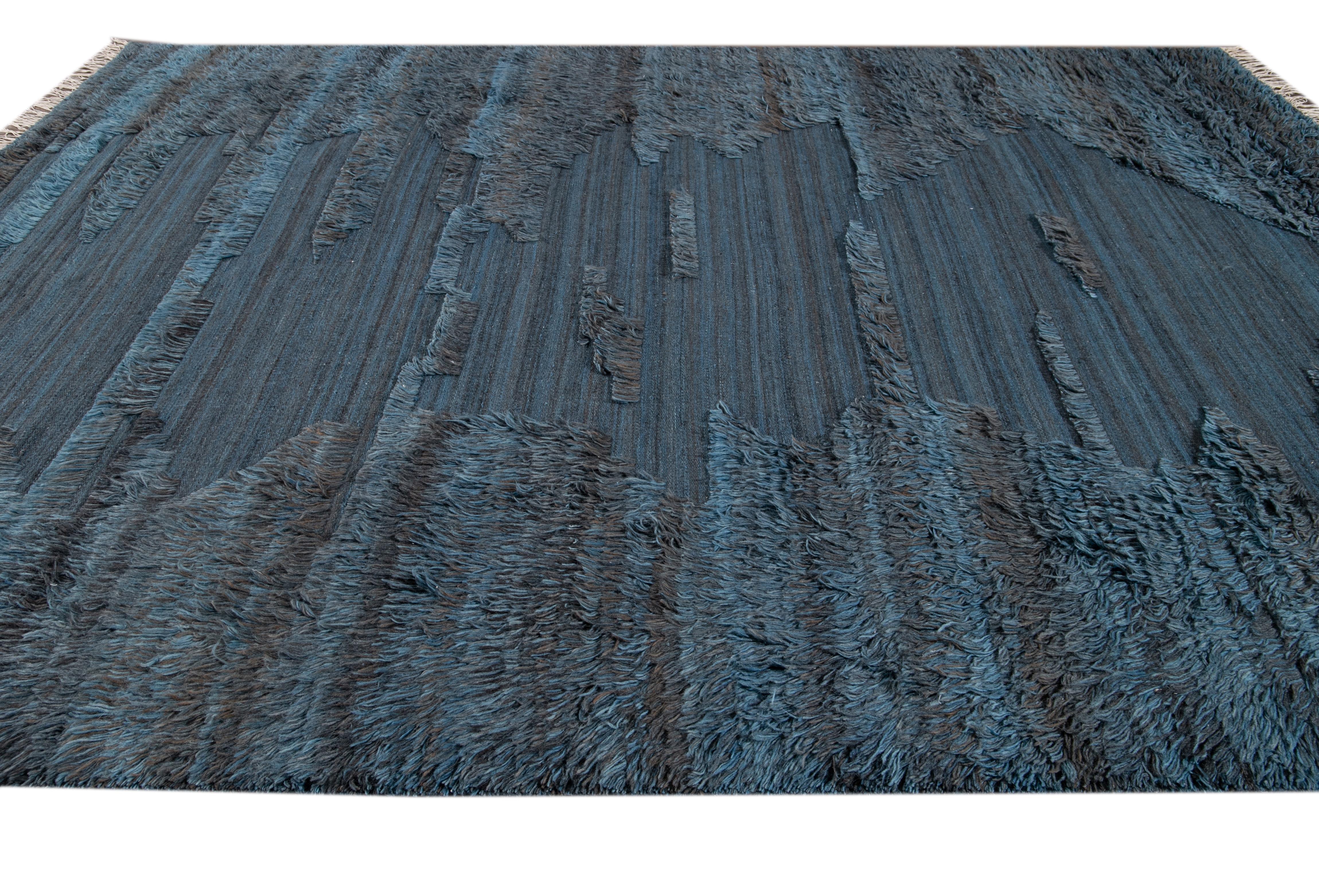 Alfombra de lana bereber azul de estilo marroquí moderno en venta 2