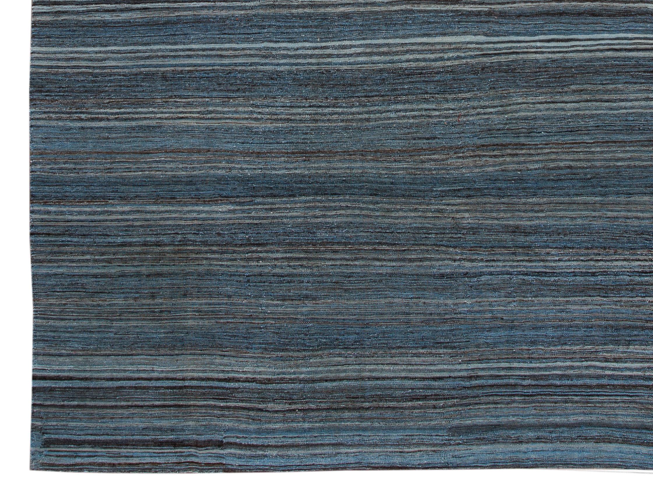 Alfombra moderna de lana de tejido plano azul crespo hecha a mano Turco en venta