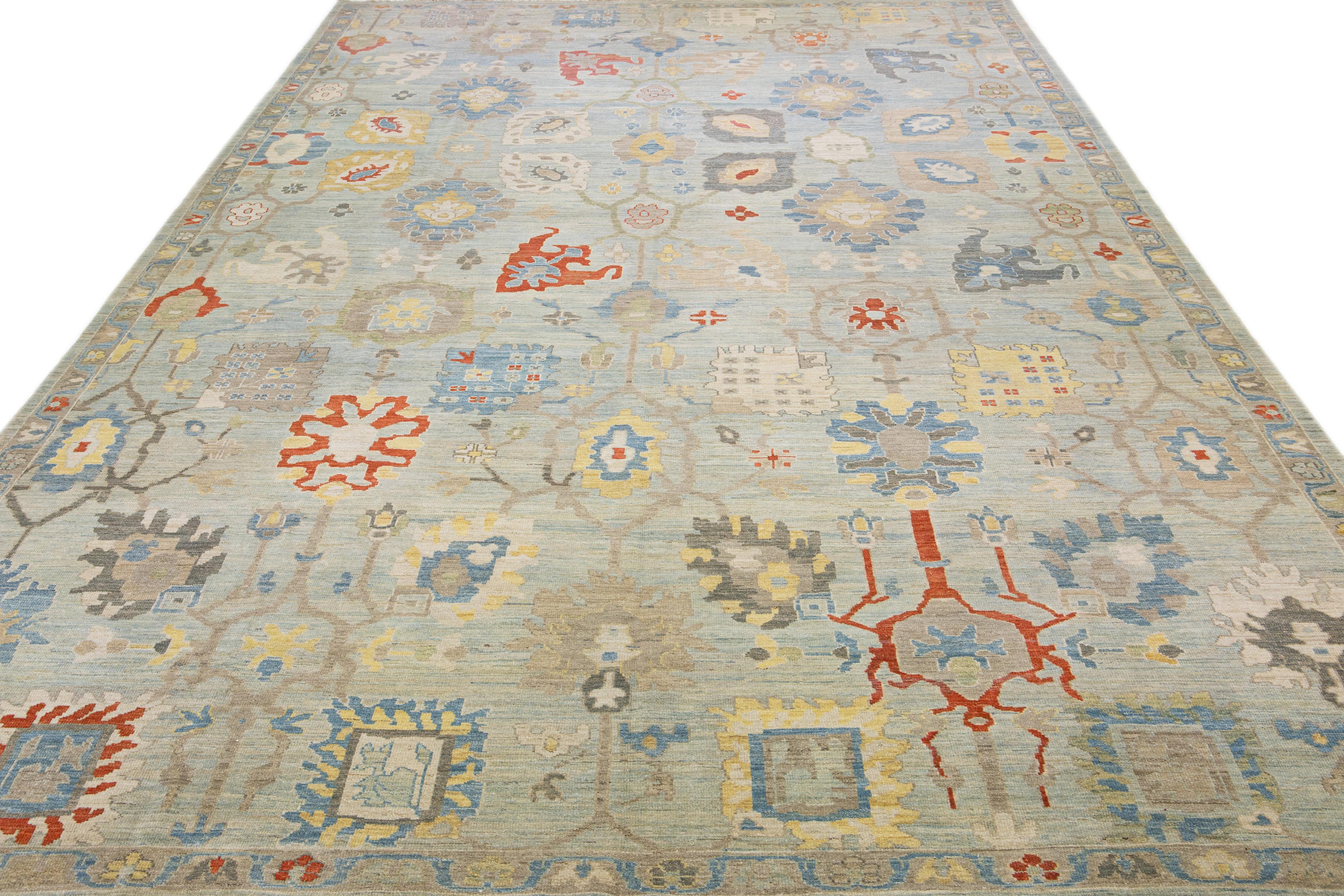 Blauer moderner Sultanabad handgefertigter Wollteppich mit Blumenmotiv (Persisch) im Angebot