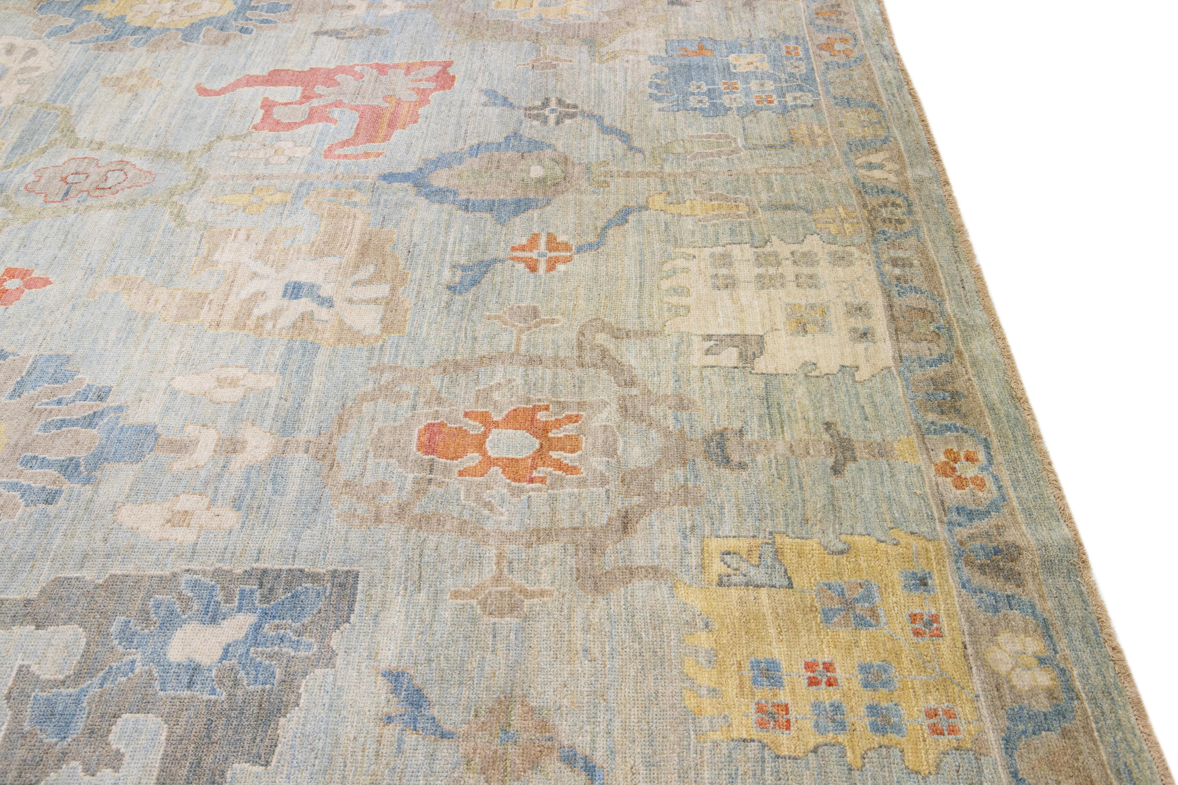 Blauer moderner Sultanabad handgefertigter Wollteppich mit Blumenmotiv im Angebot 2