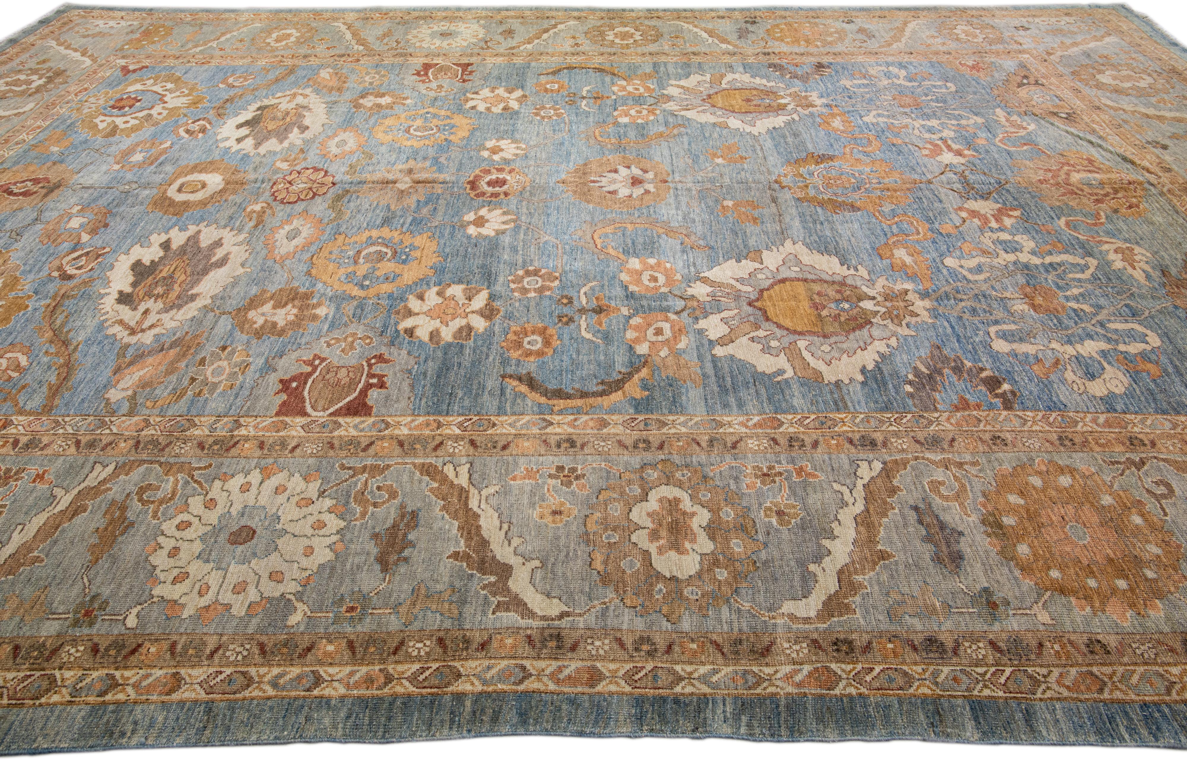 Blue Modern Sultanabad Handmade Oversize Floral Wool Rug In New Condition For Sale In Norwalk, CT