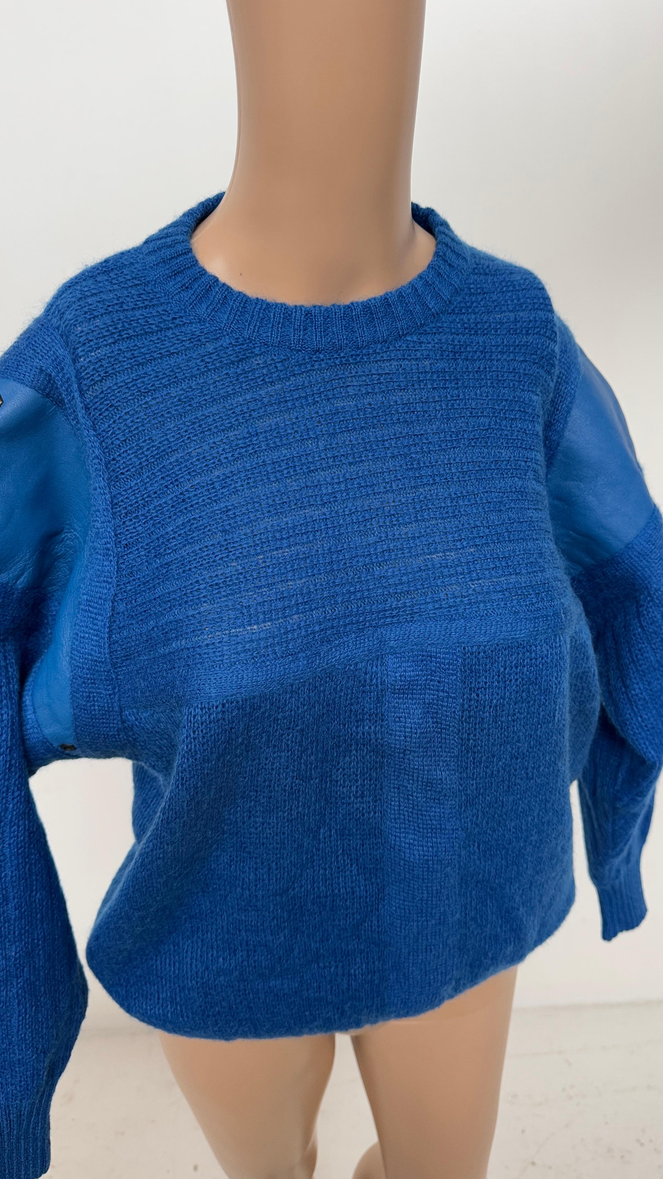 Purple Pull bleu en mohair et laine avec empiècements en cuir sur les épaules - Made in Italy en vente
