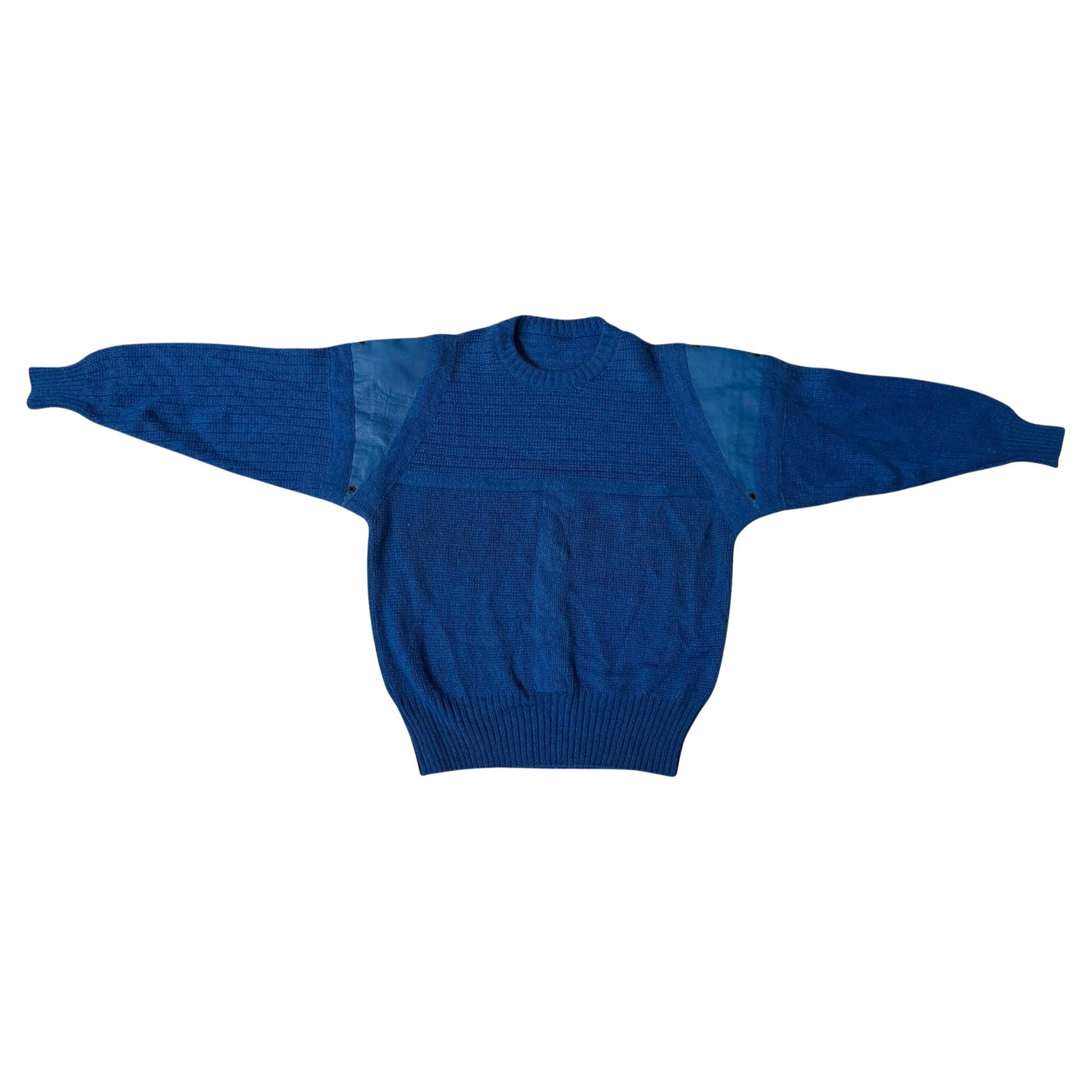 Pull bleu en mohair et laine avec empiècements en cuir sur les épaules - Made in Italy