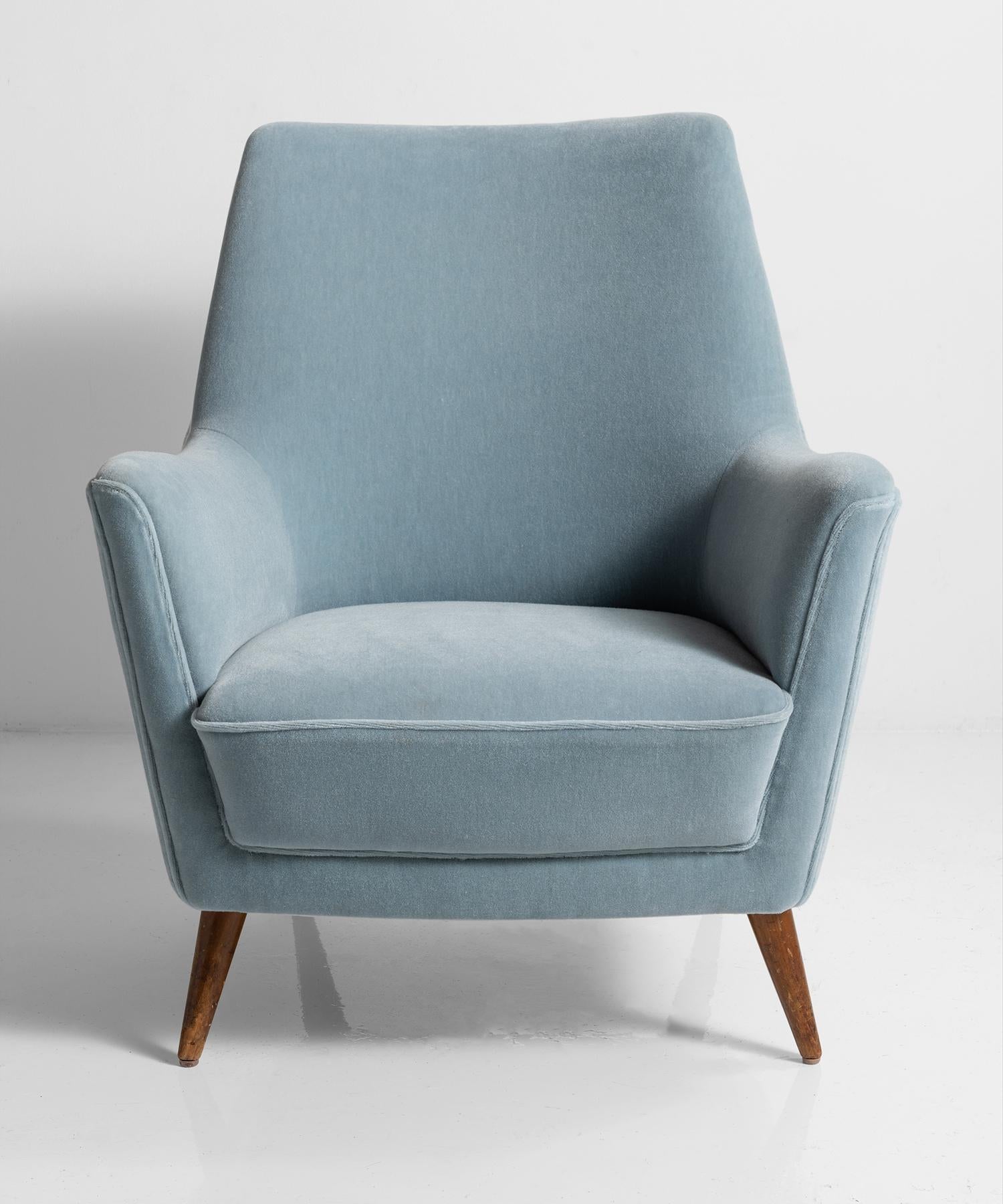 Blue Mohair Armchairs, Italy, circa 1960 In Good Condition In Culver City, CA