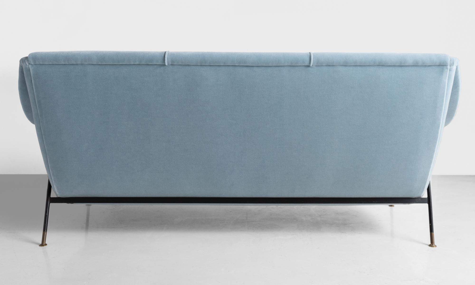 Mid-20th Century Blue Mohair Modern Sofa by Ezio Minotti, Italy, circa 1950