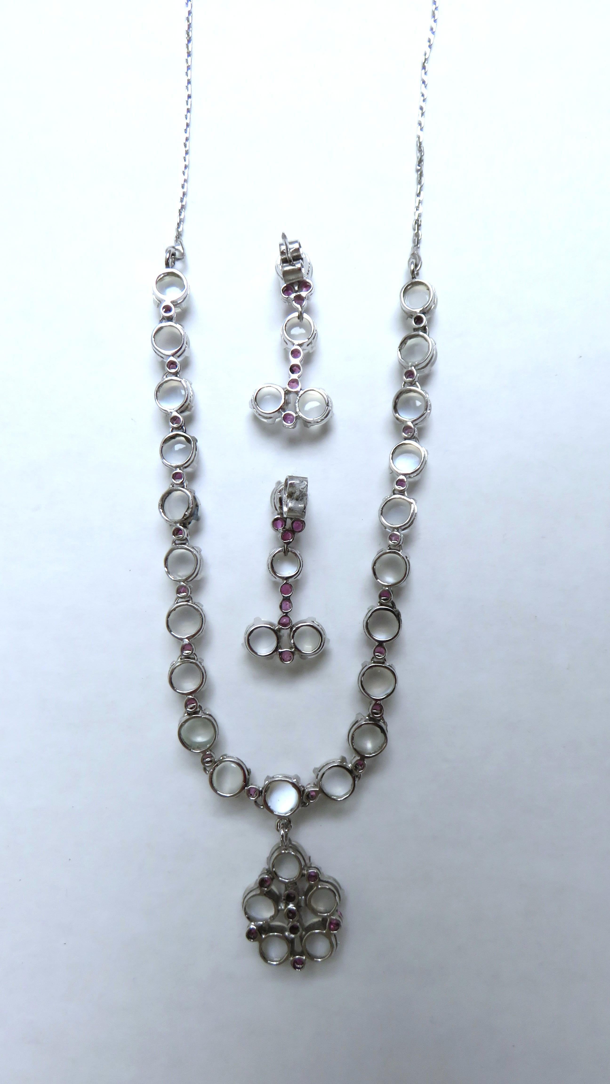 Collana con pietra di luna blu e rubino Orecchini e anello da cocktail in vendita 6