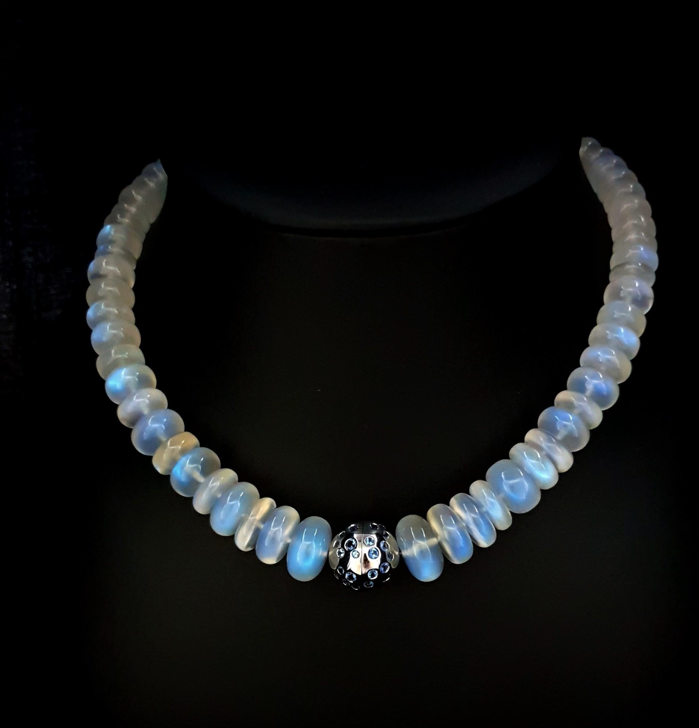 Blue Moonstone Rondel Beaded Necklace with 18 Carat White Gold Sapphire Clasp For Sale 1