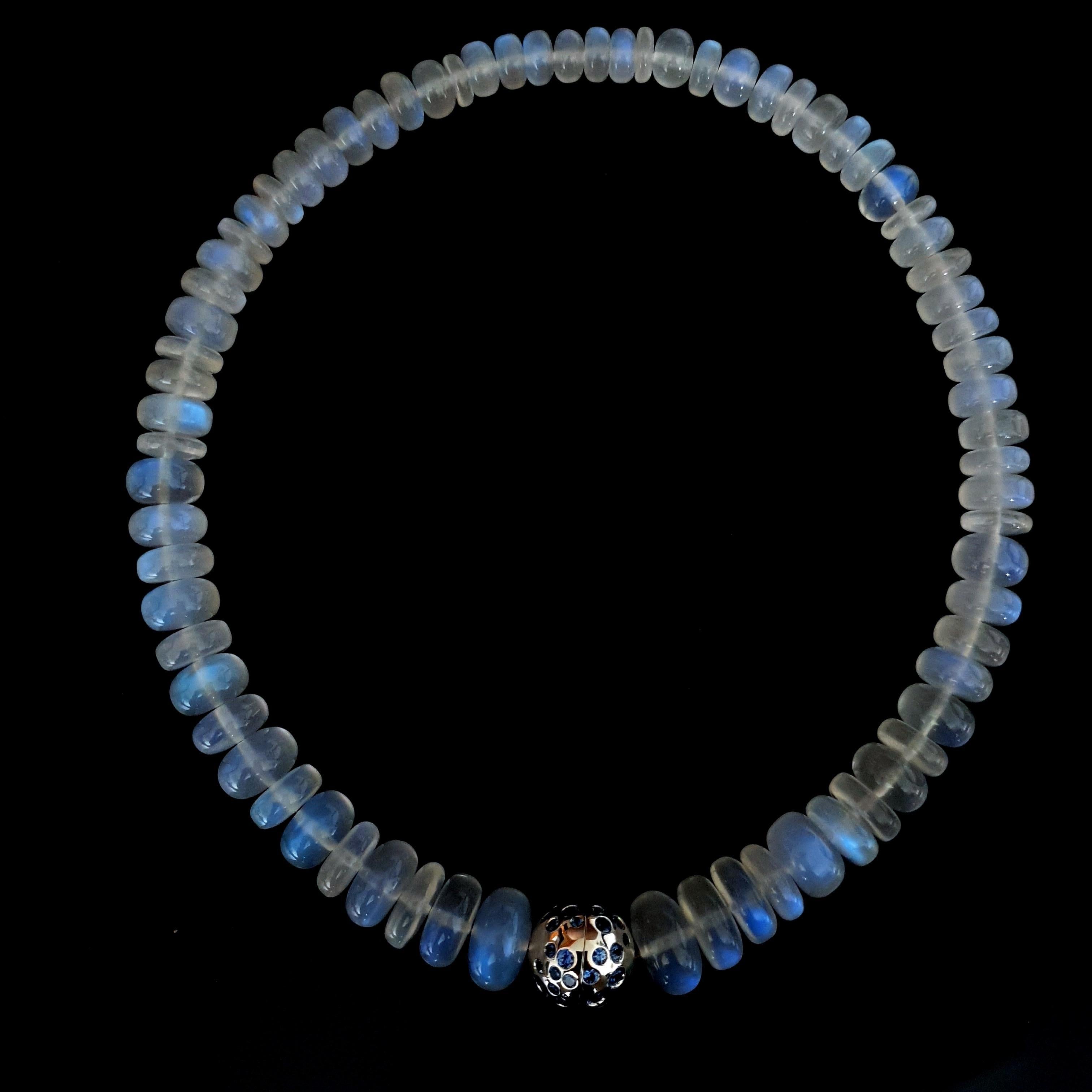 Blue Moonstone Rondel Beaded Necklace with 18 Carat White Gold Sapphire Clasp For Sale 3
