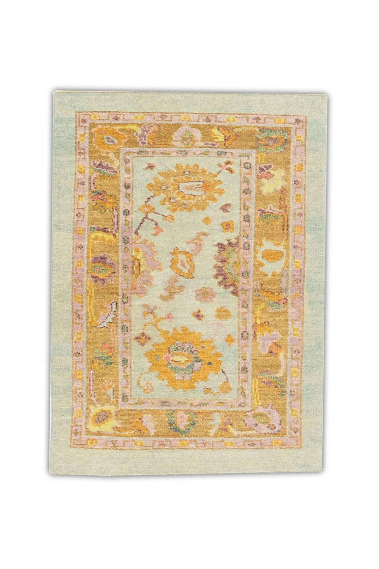 Alfombra Oushak turca de lana tejida a mano multicolor azul 3' x 4'2 en Nuevo estado para la venta en Houston, TX