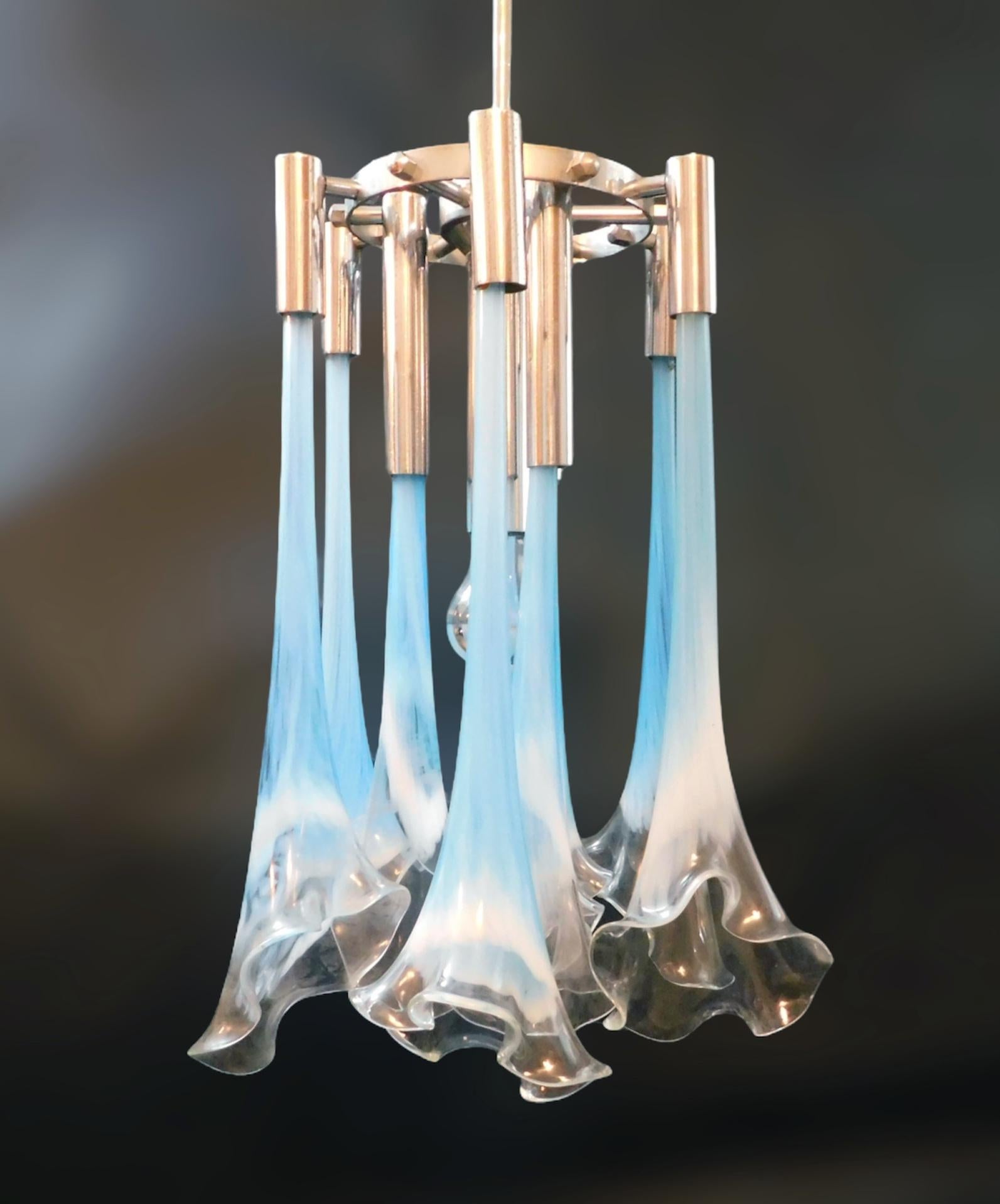Mid-Century Modern Pendentif Callas en Murano bleu en vente