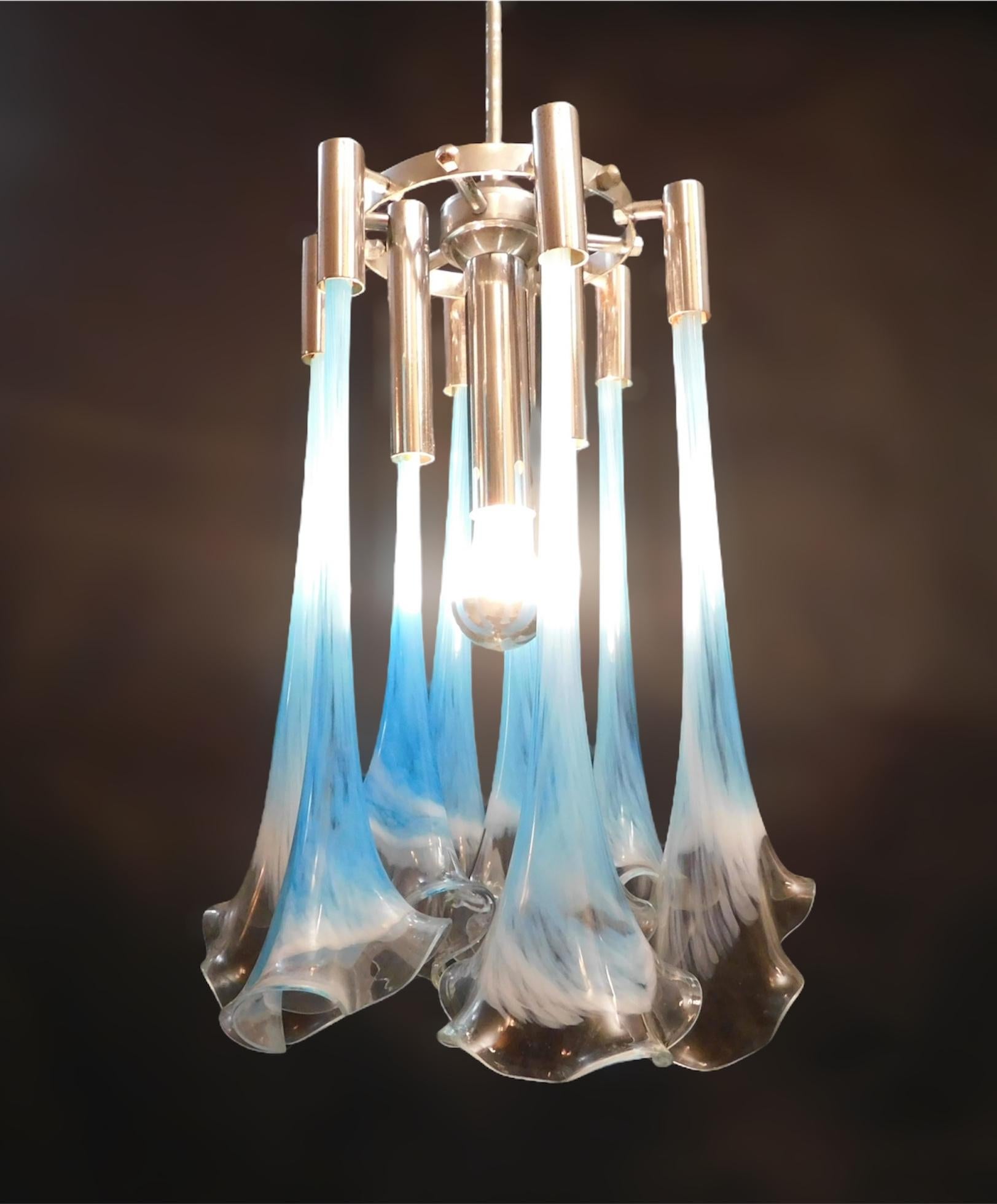 20ième siècle Pendentif Callas en Murano bleu en vente