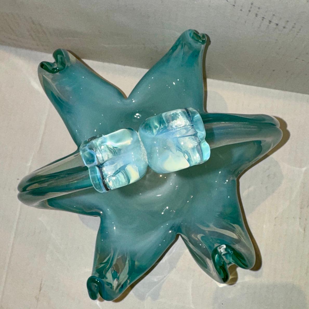 Blue Murano Glass Candy Dish In Good Condition For Sale In New York, NY
