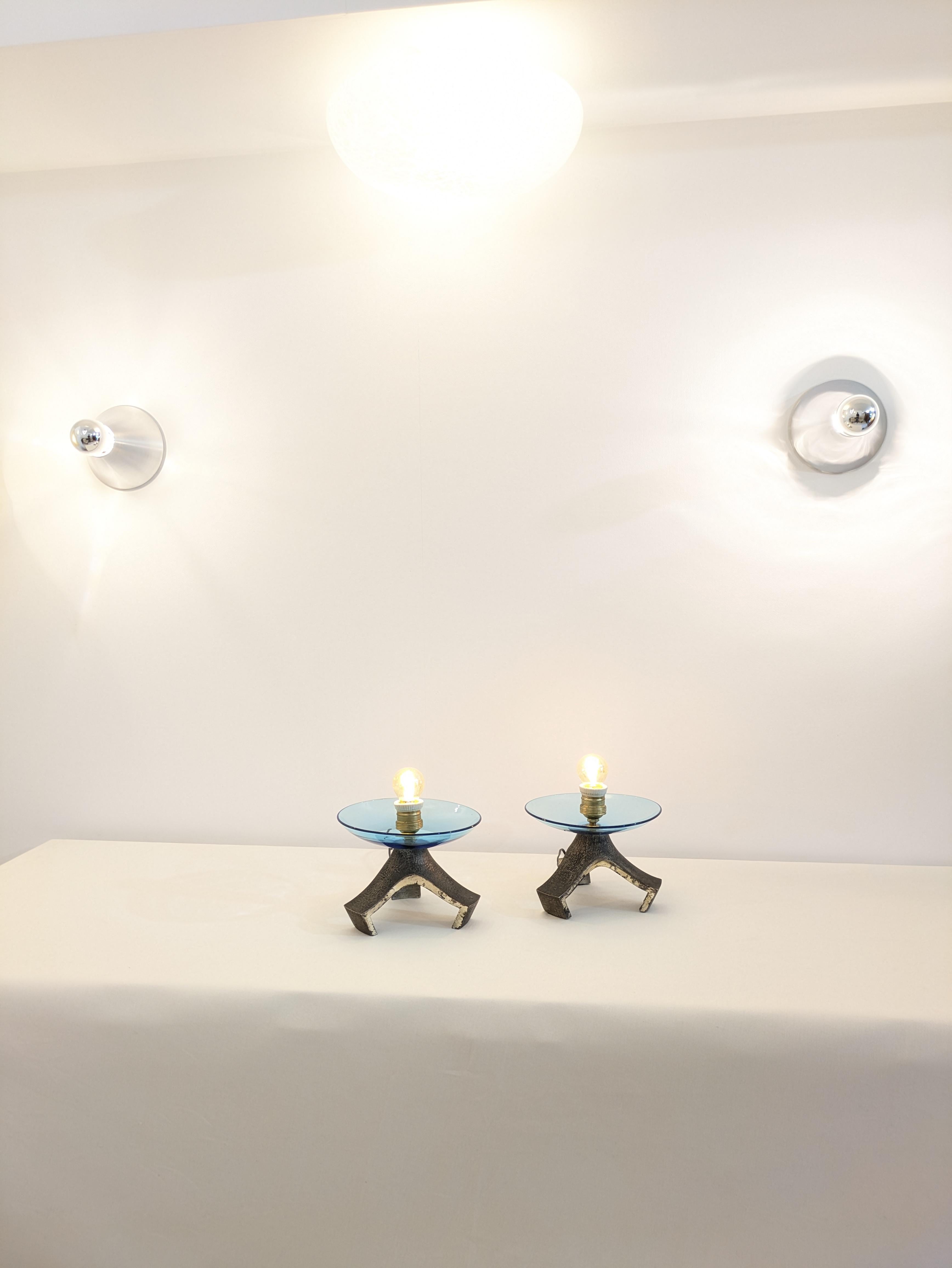 Paire de lampes de table en verre de Murano bleu et base en fonte argentée, Italie, années 1970 en vente 10