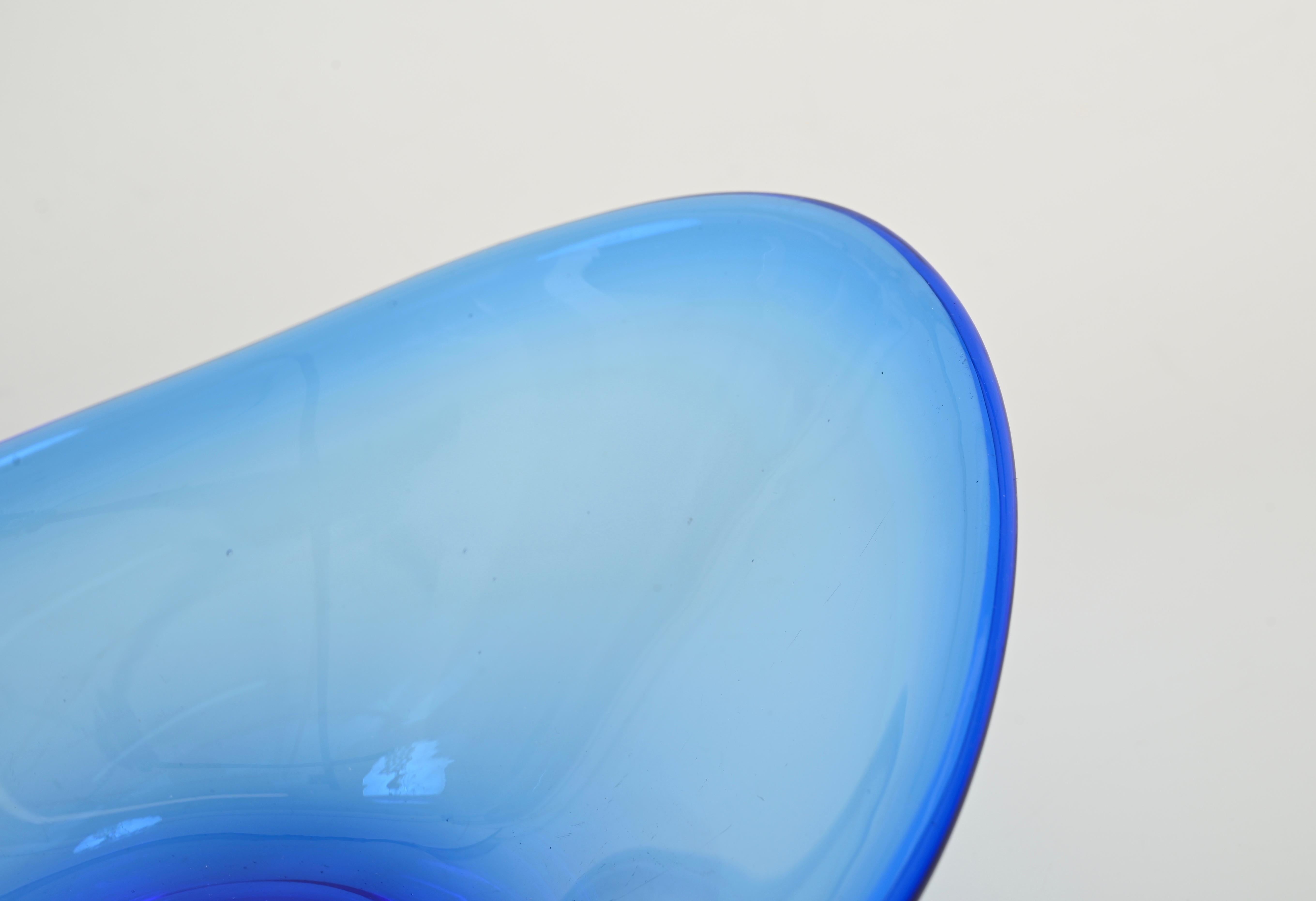 Cuenco o vaciabolsillos de cristal de Murano azul, estilo Fontana Arte, Italia Años 60 en Bueno estado para la venta en Roma, IT