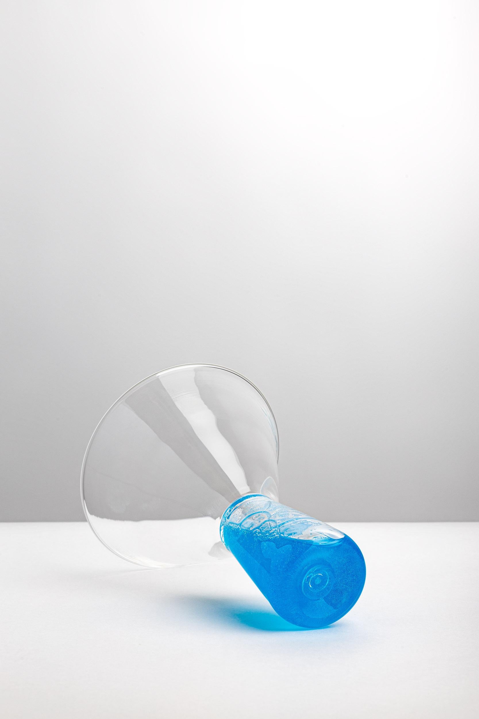 Blue Murano Glass Martini Cup, VELENI by L+W, 2022 - Limited Edition collectible In New Condition For Sale In Milan, IT