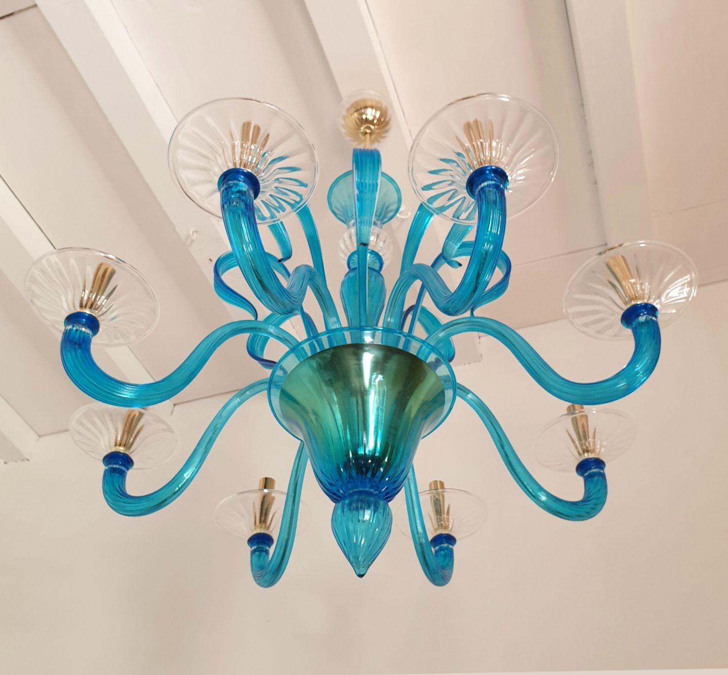Lampadario neoclassico in vetro di Murano blu In condizioni ottime in vendita a Dallas, TX