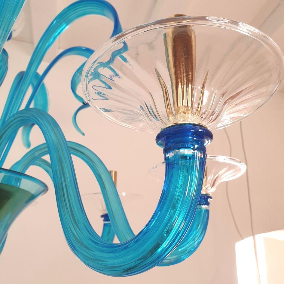 Lampadario neoclassico in vetro di Murano blu in vendita 2