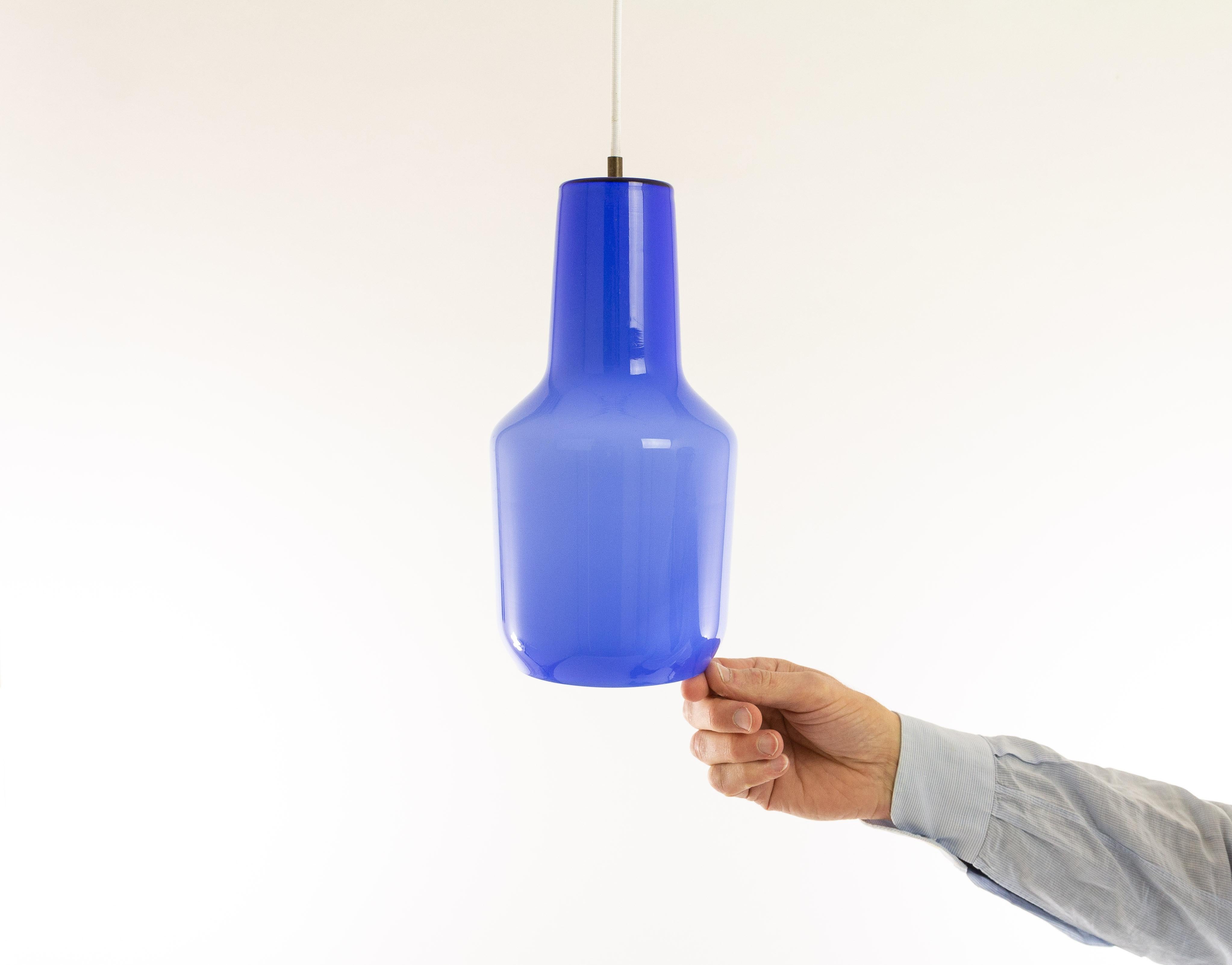 Blue Murano Glass Pendant by Massimo Vignelli for Venini, 1950s In Good Condition In Rotterdam, NL