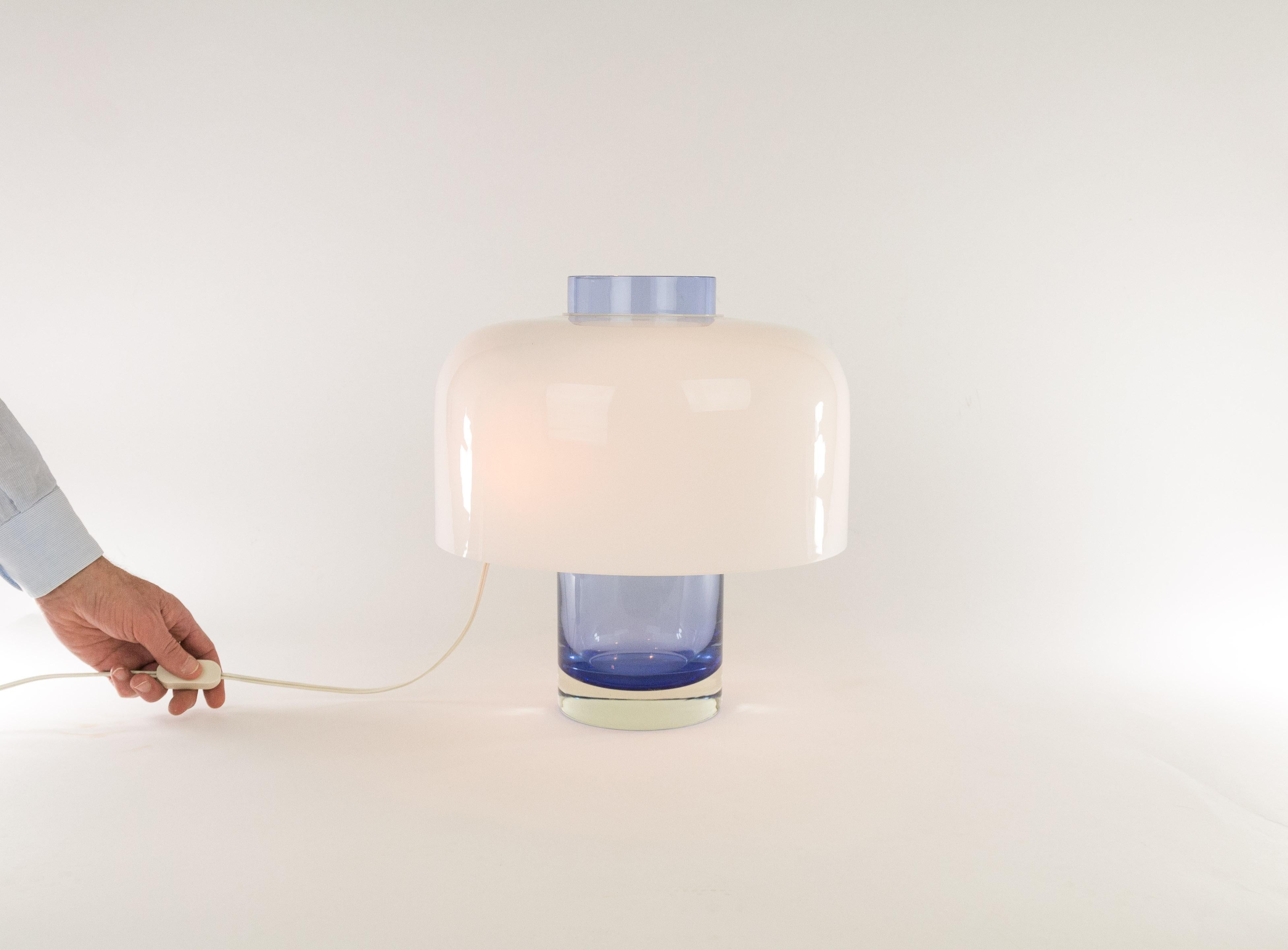 Mid-20th Century Blue and white Glass Table Lamp LT 226 by Carlo Nason for A.V. Mazzega, 1960s