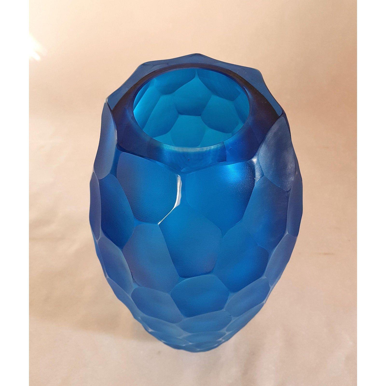 Blue Murano Glass Vase, Italy In Excellent Condition For Sale In Dallas, TX