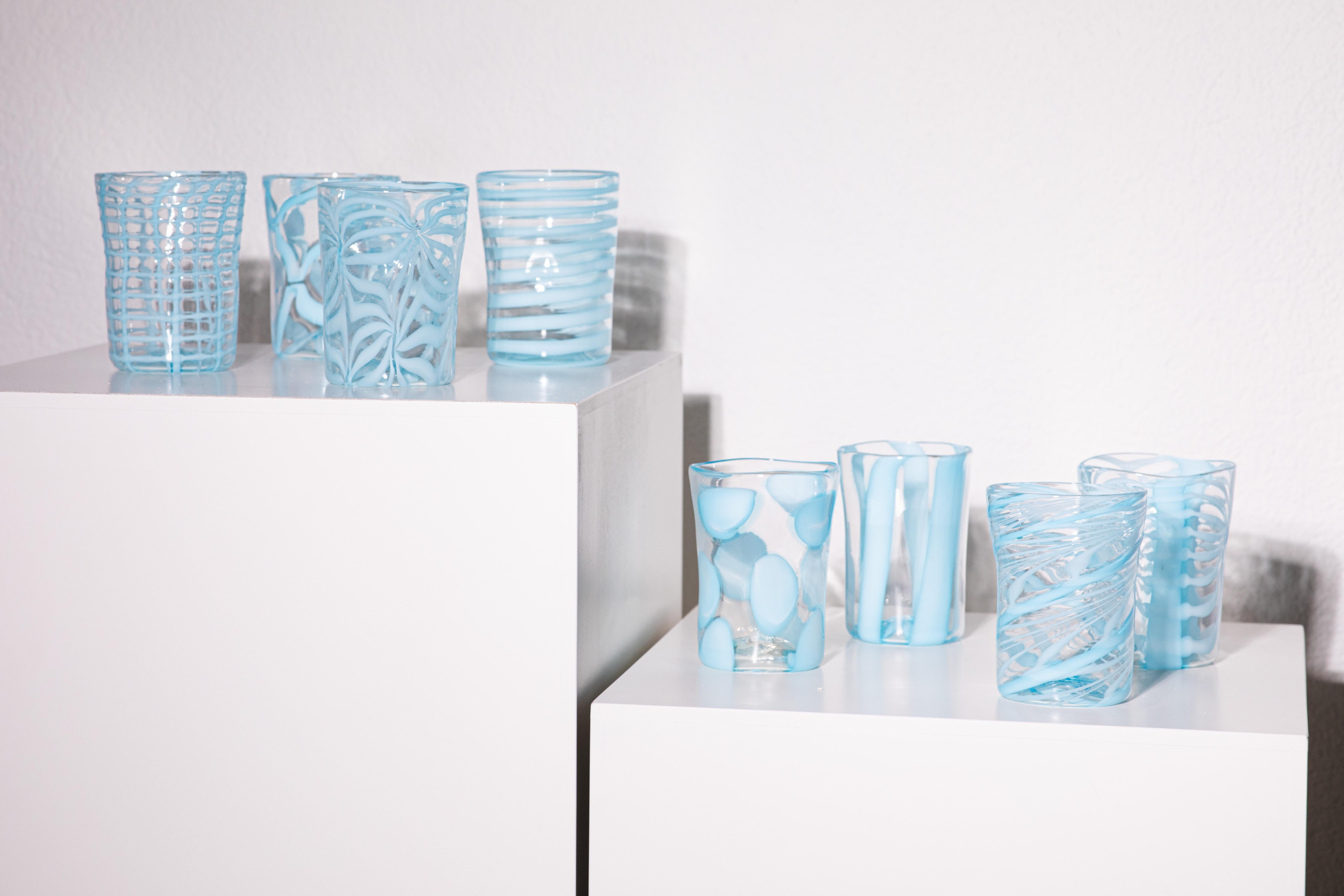 Blaue Murano-Glaswaren, 1970er Jahre, 8er-Set (Moderne der Mitte des Jahrhunderts) im Angebot