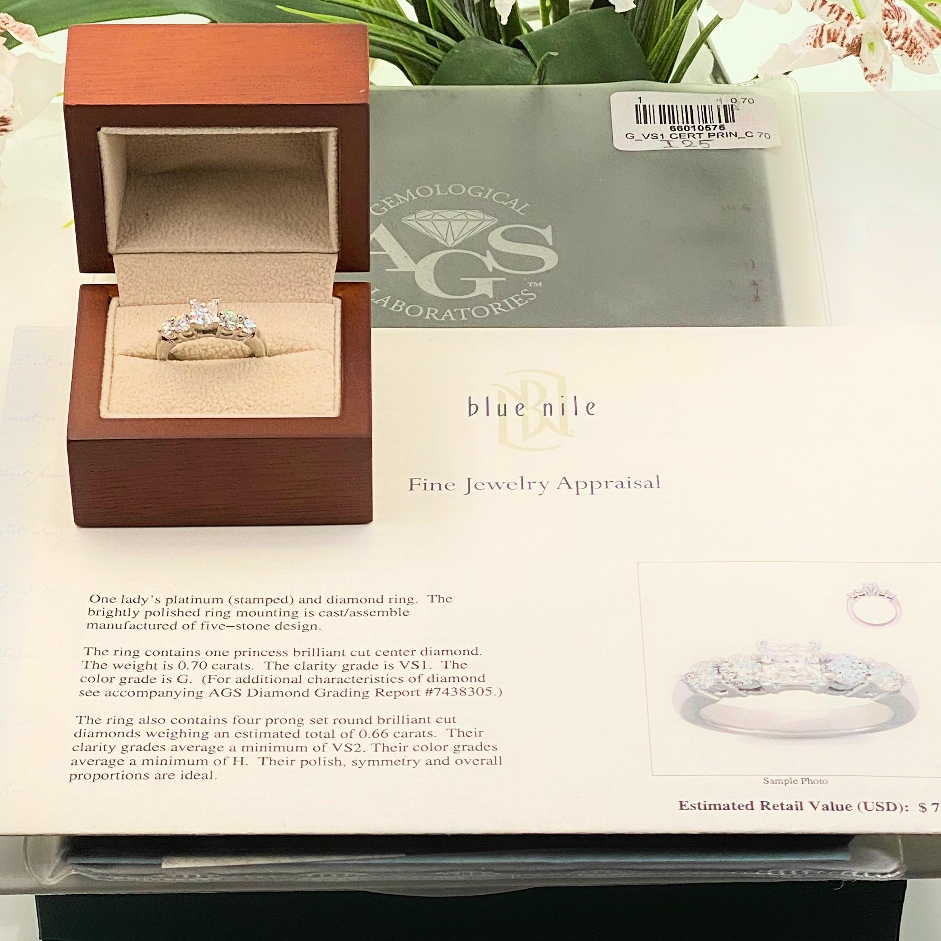Taille princesse Bague de fiançailles en platine Blue Nile Princess Diamond 1,36 carat G VS1 AGS en vente