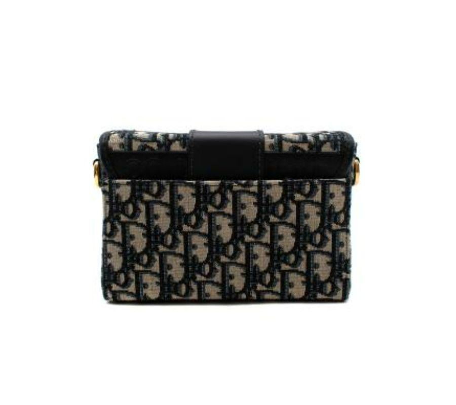 Black Blue Oblique 30 Montaigne Box Bag For Sale