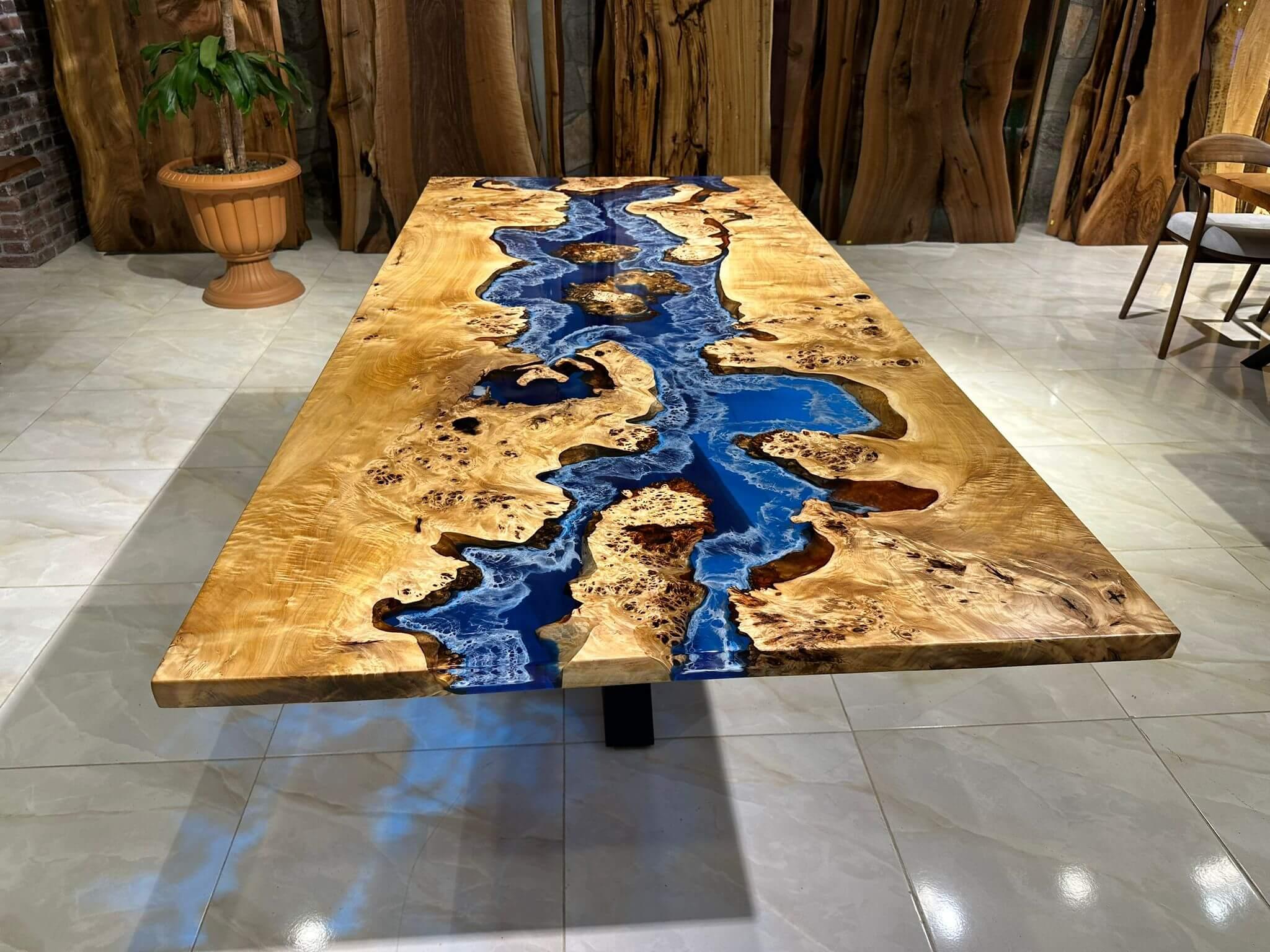 XXIe siècle et contemporain Table moderne Mappa Burl River en résine époxy bleu océanique en vente