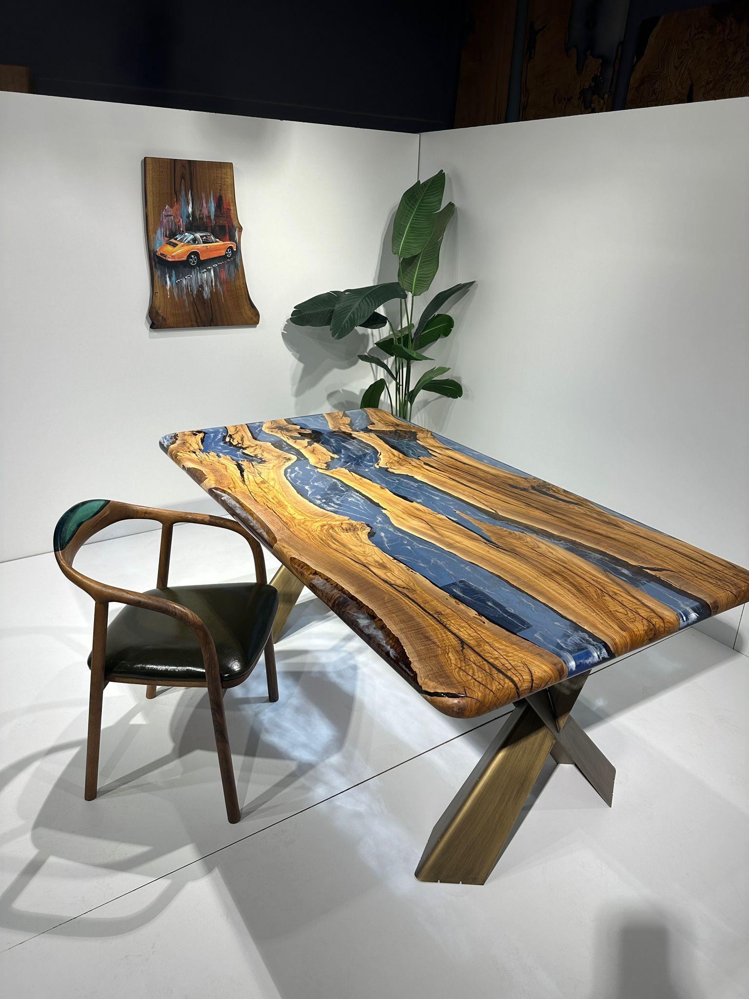 Turco Tavolo da pranzo in resina epossidica Blue Oliver - Tavolo da pranzo - Tavolo Wood personalizzato in vendita