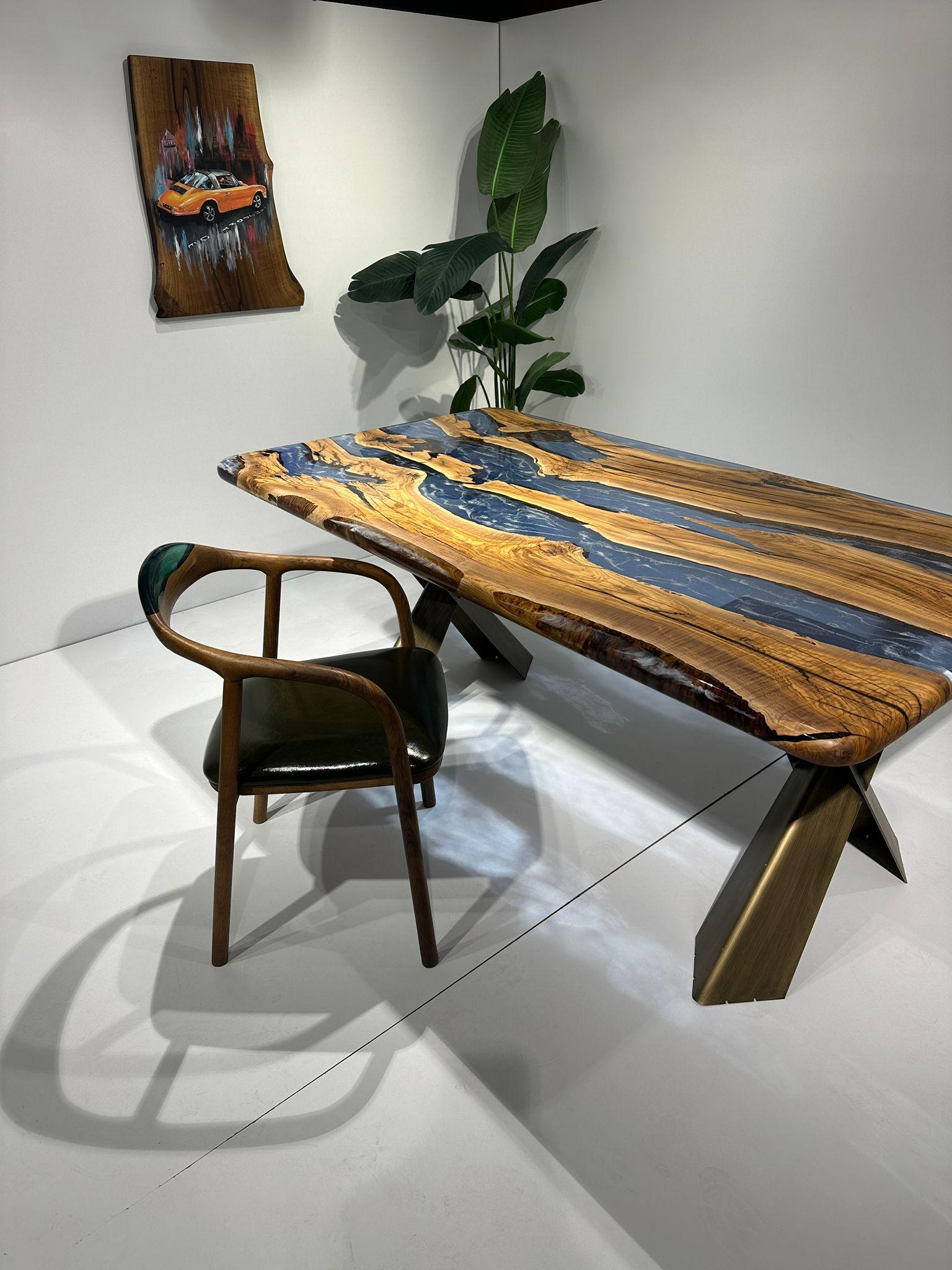 Resina epossidica Tavolo da pranzo in resina epossidica Blue Oliver - Tavolo da pranzo - Tavolo Wood personalizzato in vendita